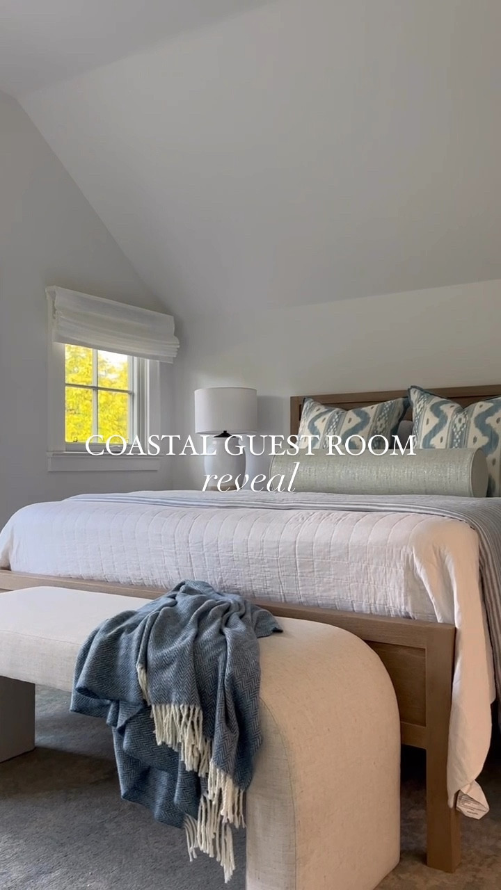 Coastal guest bedroom design

Coastal living, coastal grandmother, cottage core, home by the sea, neutral guest room, wood bed, bedroom desk, end of bed bench

#LTKVideo #LTKHome #LTKFamily