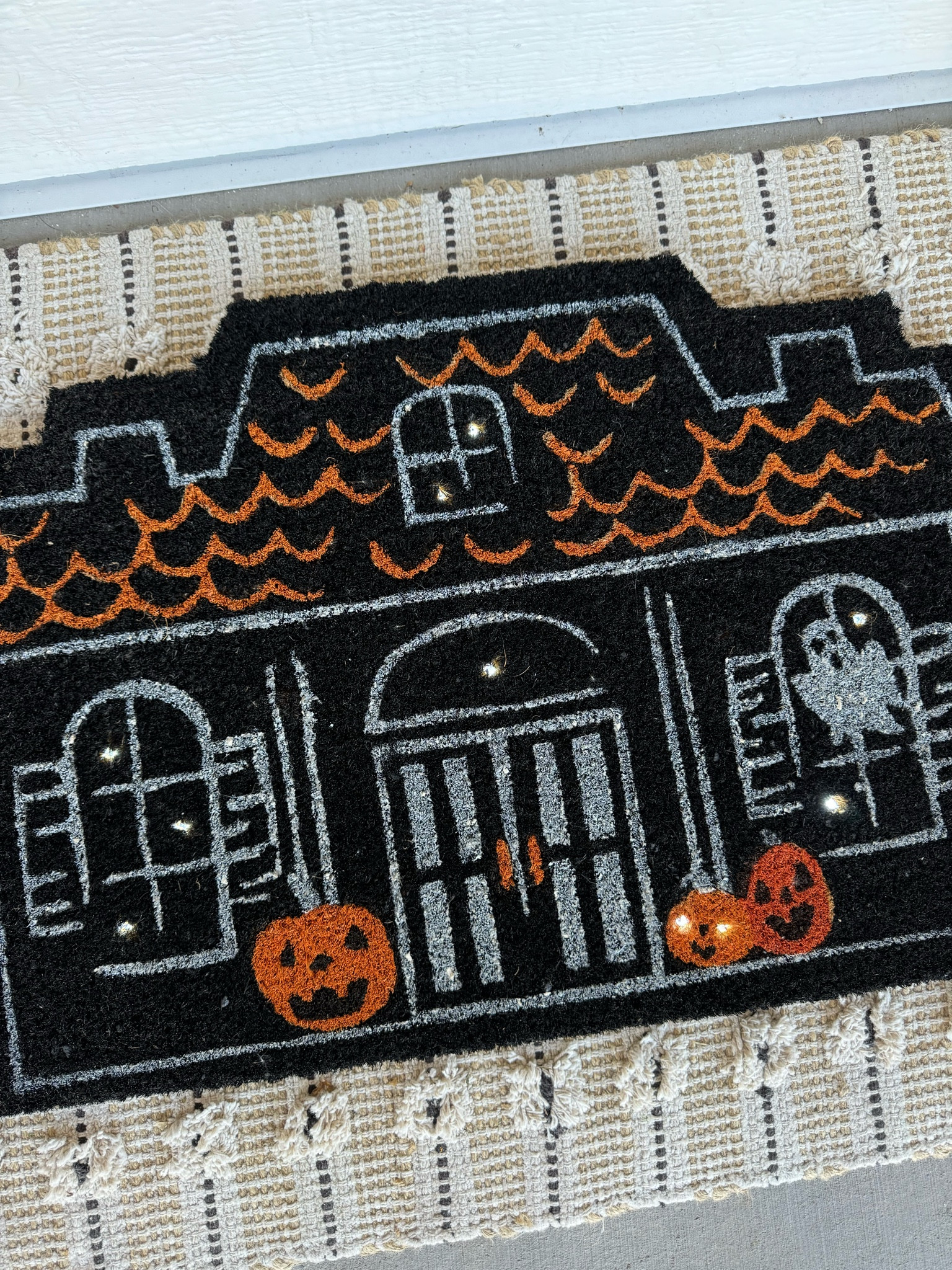 The best Halloween door mat! So much fun that it lights up when you step on it.

Halloweeen decor
Front porch 
Fall decor
Trick or treat

#LTKHome #LTKSaleAlert #LTKHalloween