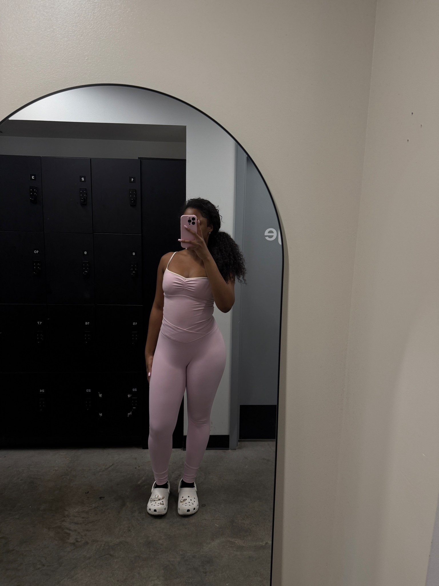 a moment for all the matching pinks 🩰🙂‍↔️ #solidcoresunday 

#LTKActive