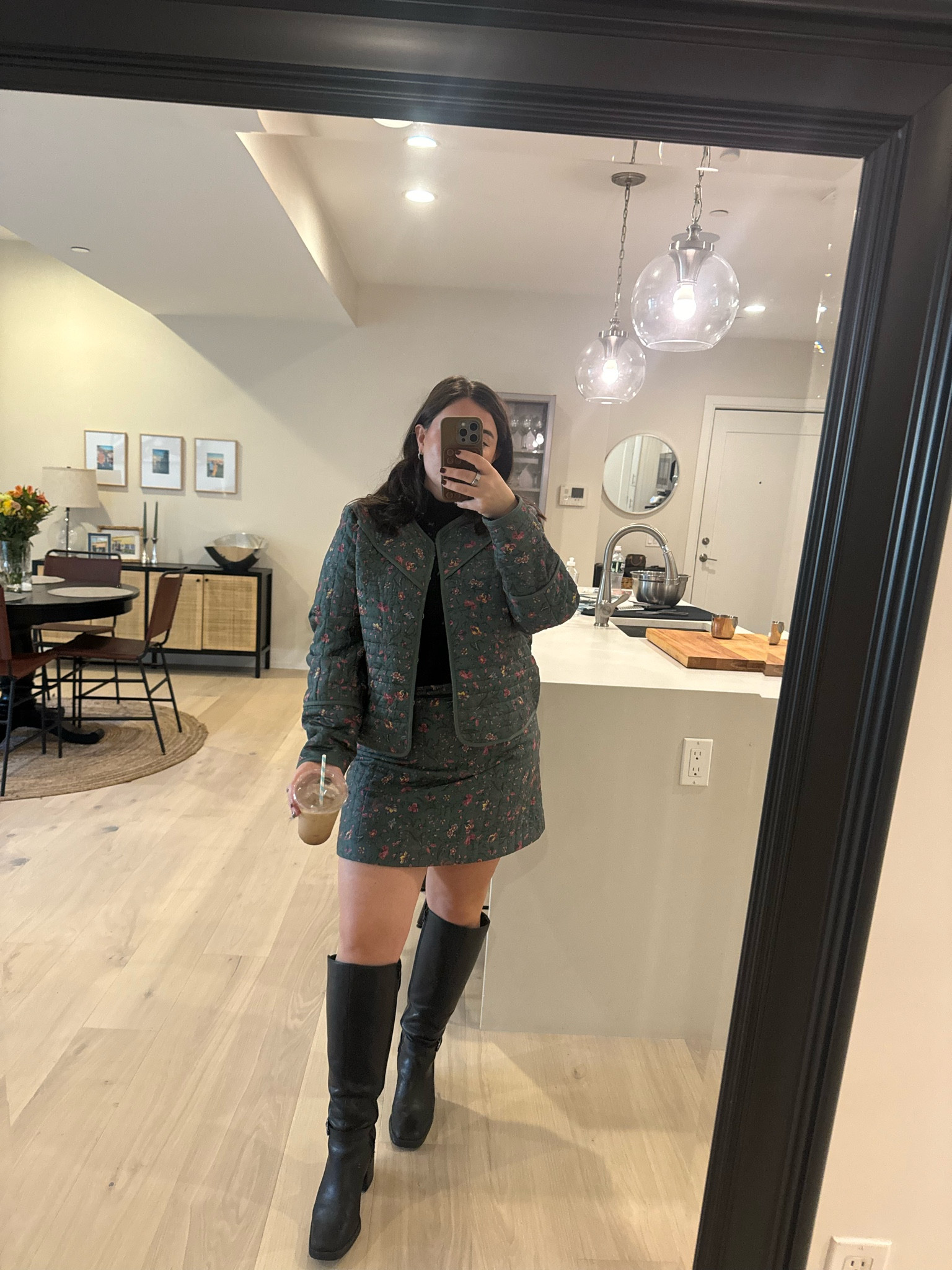 Cozy set

#LTKShoeCrush #LTKWorkwear #LTKSeasonal