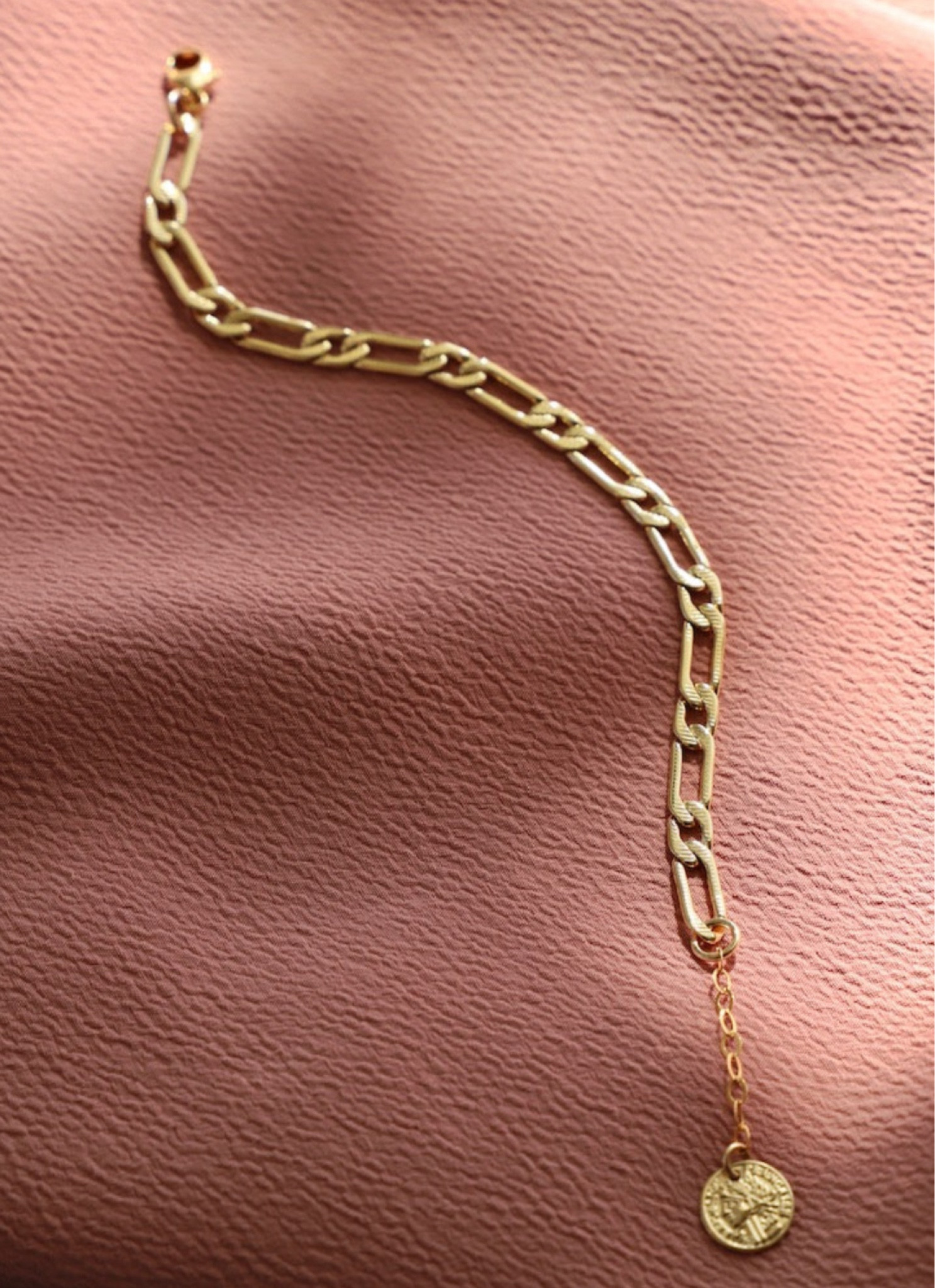 Katie Waltman Cleopatra Chain Bracelet 

#LTKSeasonal #LTKGiftGuide #LTKHoliday