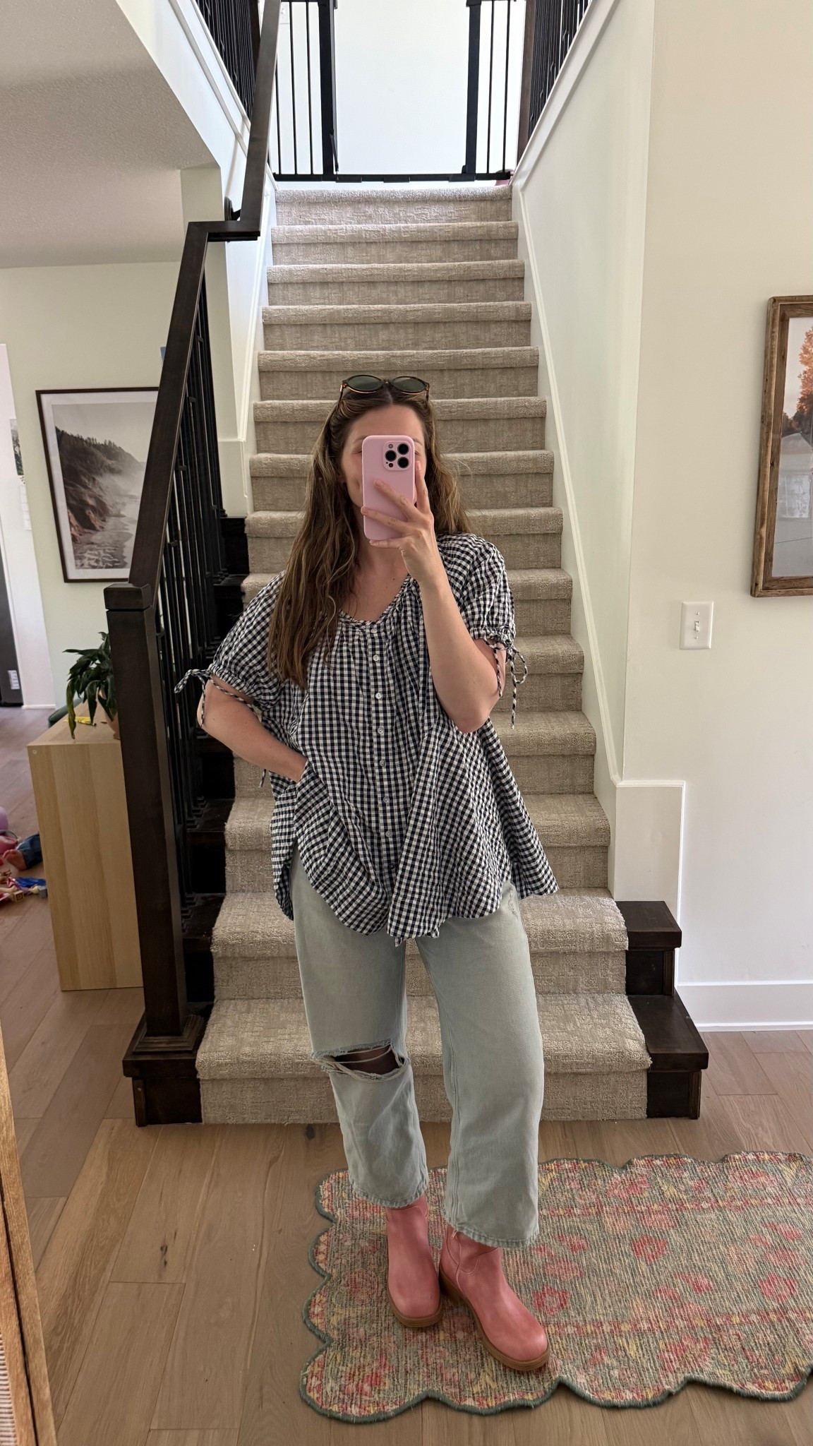 wearing a small in tunic and sized up 2 sizes in jeans postpartum!

Spring outfit, mom outfit, nursing friendly 

#LTKmomlife #LTKootd