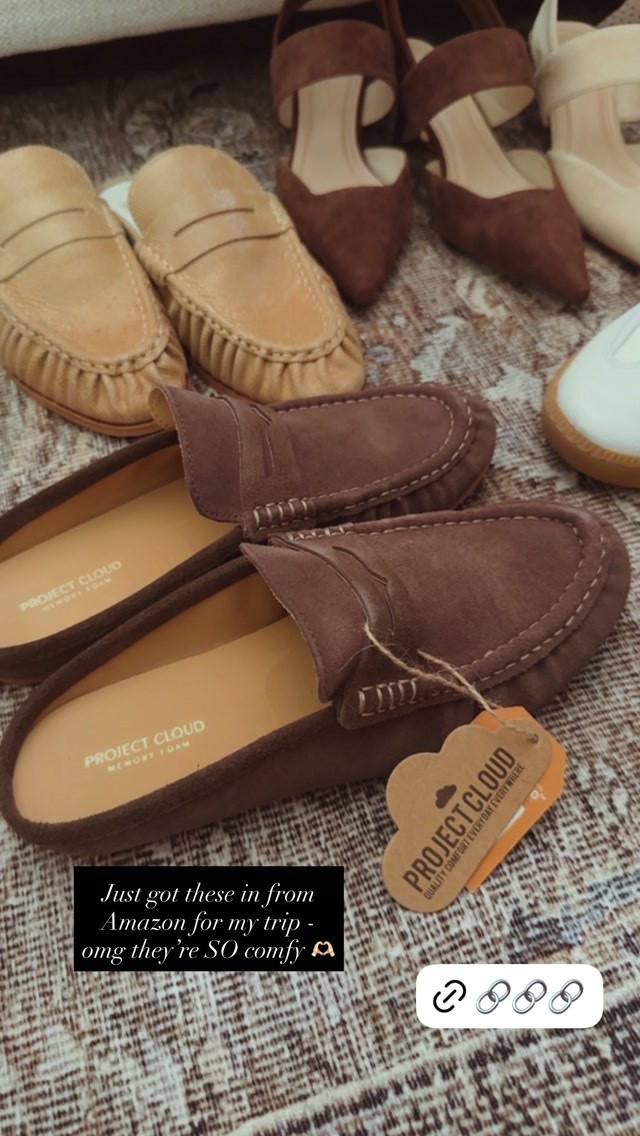 Just got these brown cloud mule shoes in from Amazon for my trip - omg they’re SO comfy 🫶🏻

#LTKselfcare #LTKWorkwear #LTKootd