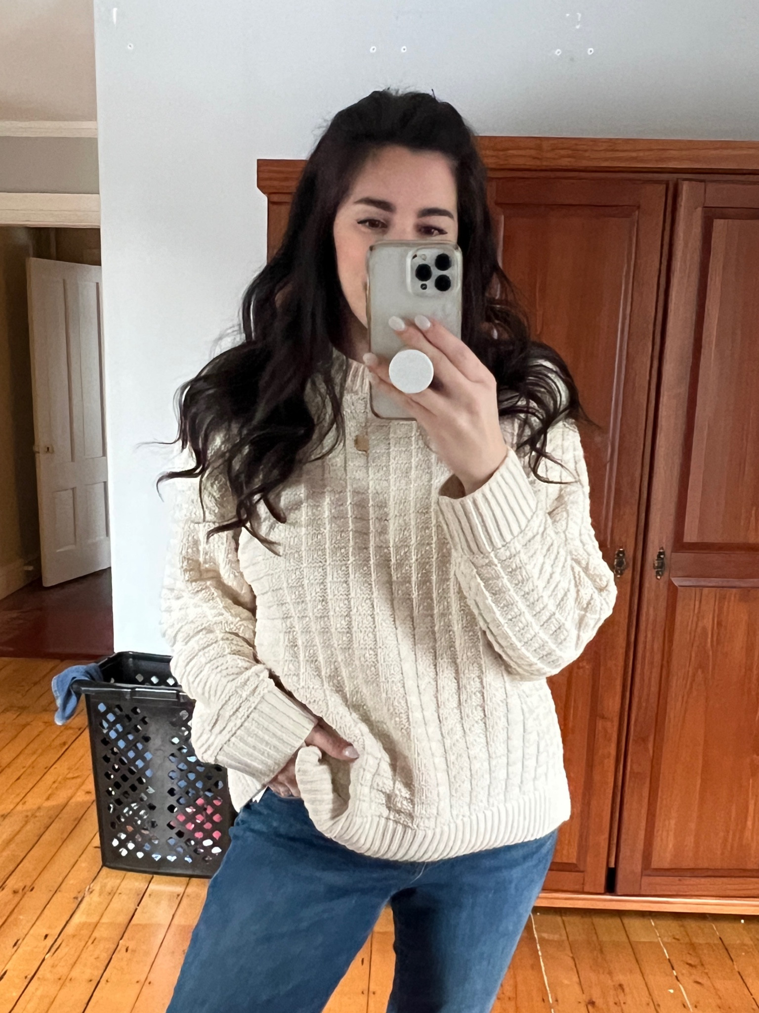 Cream sweater oversized sweater winter style abercof his 

#LTKSeasonal #LTKFindsUnder100 #LTKStyleTip