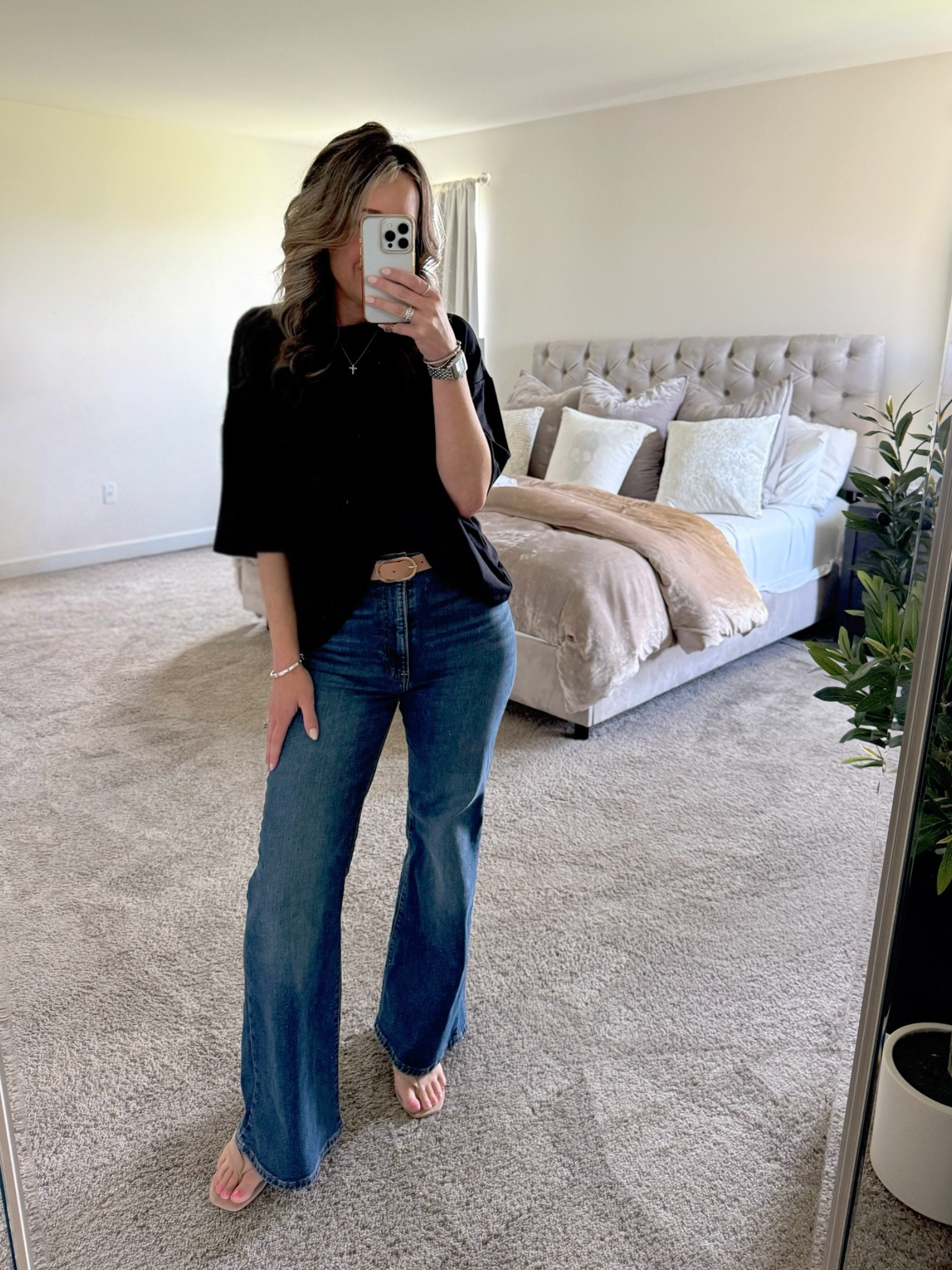 OOTD. Just got in this oversized tee and I’m in love. It’s comfortable yet looks elevated ✨

I can’t link these pieces on LTK, so go to BLEUSALT.COM and search for:  
🤍 The Oversized Tee

✨use code STEPHANIE for 10% off✨