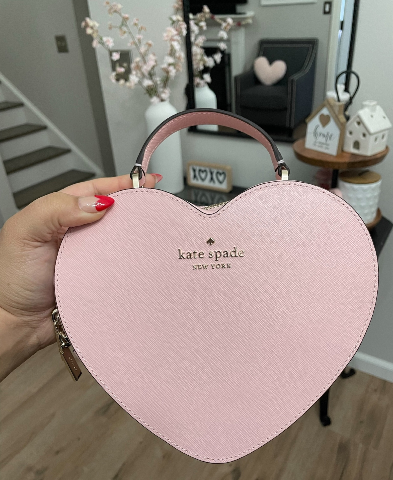 Kate spade heart bag,y favorite bag to use for Valentine’s Day 💕 

#LTKitbag #LTKGiftGuide