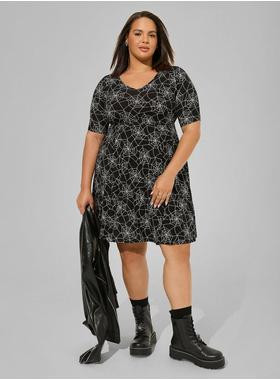 Mini Super Soft Skater Dress | Torrid (US & Canada)