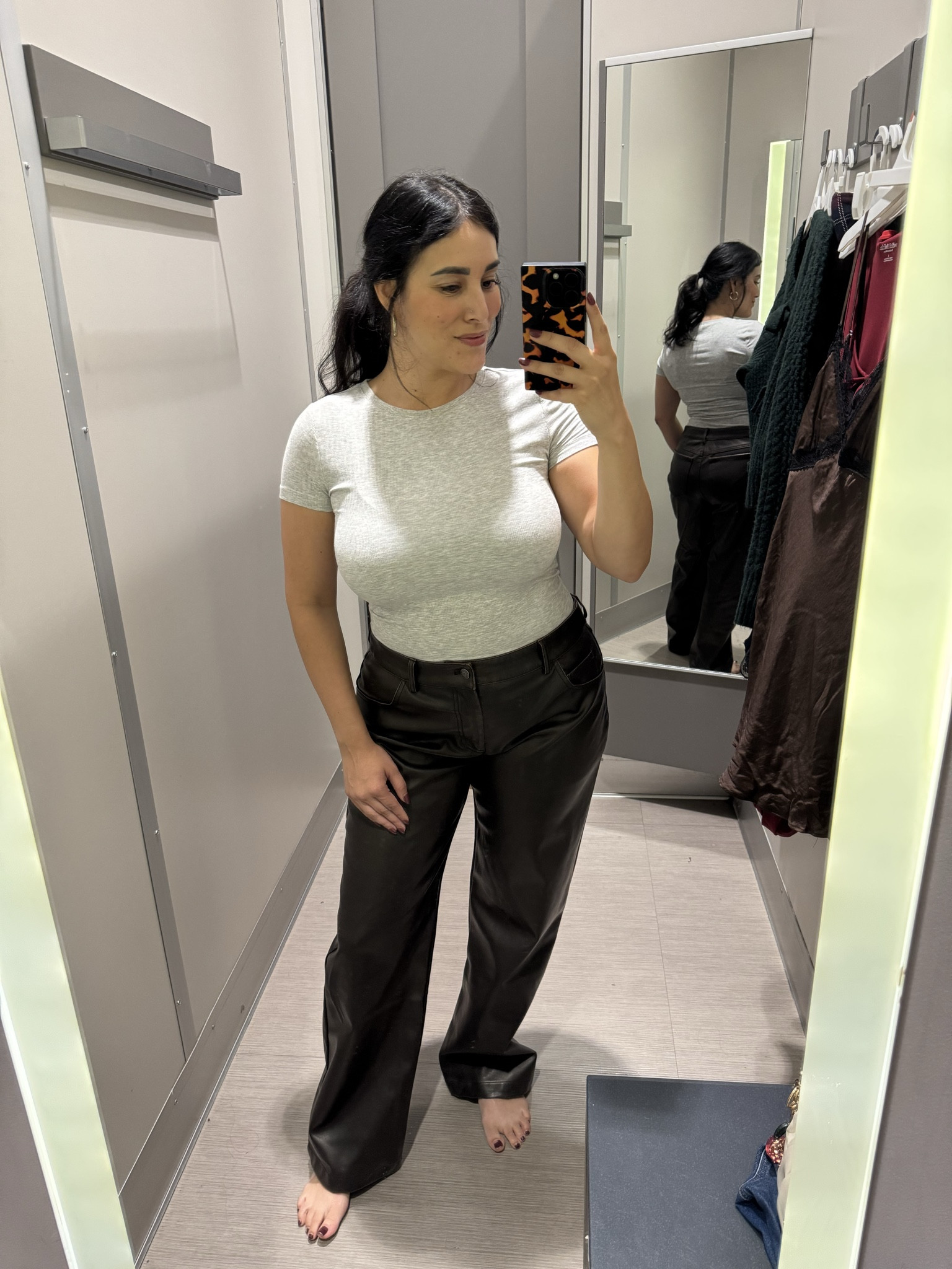 Target faux leather pants with a fitted tee for a closet staple combo. Casual, elevated, and easy to mix and match.

Tee // M
Pants // 10 

#TargetFinds #TargetStyle #FallEssentials


#LTKStyleTip #LTKootd #LTKFindsUnder100