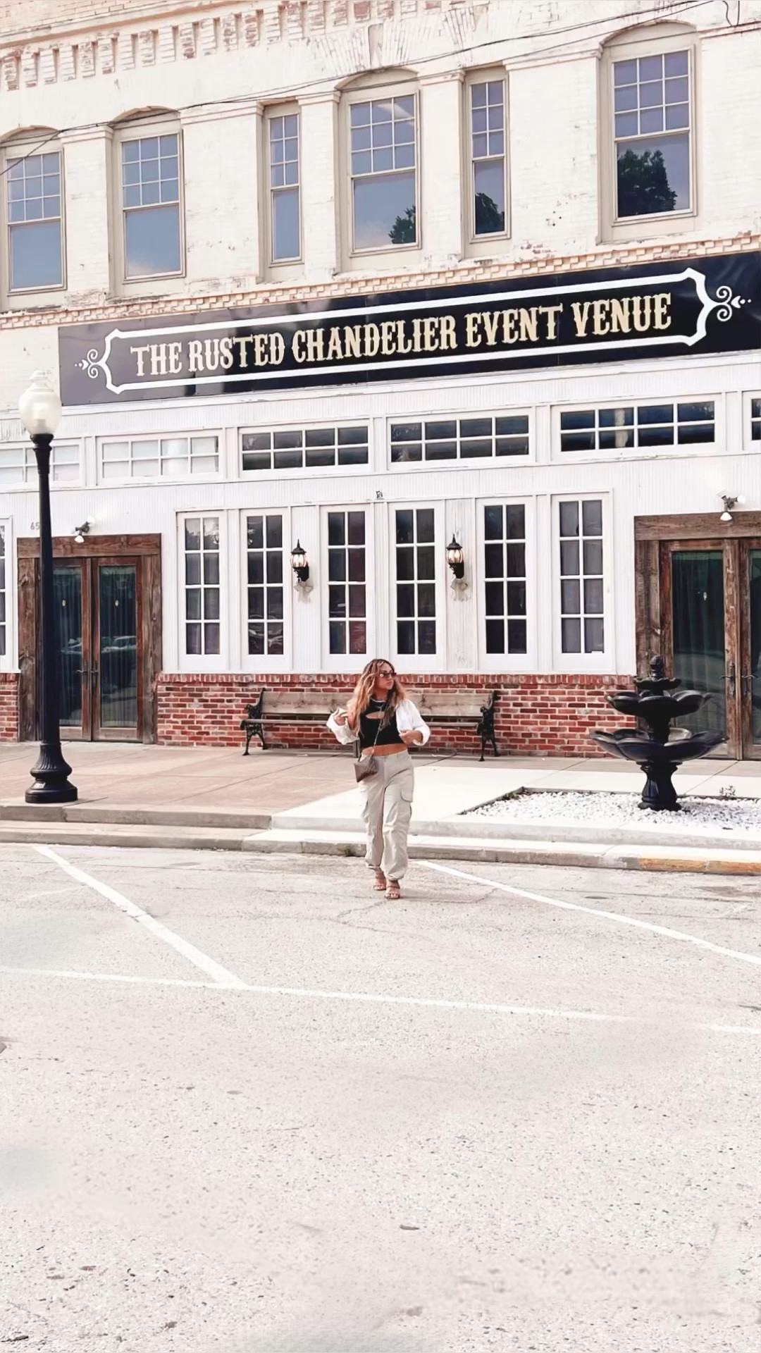 Sharing a hall from the Garage with you guys. I absolutely love these cargo pants! 

#LTKunder100 #LTKFind #LTKGiftGuide