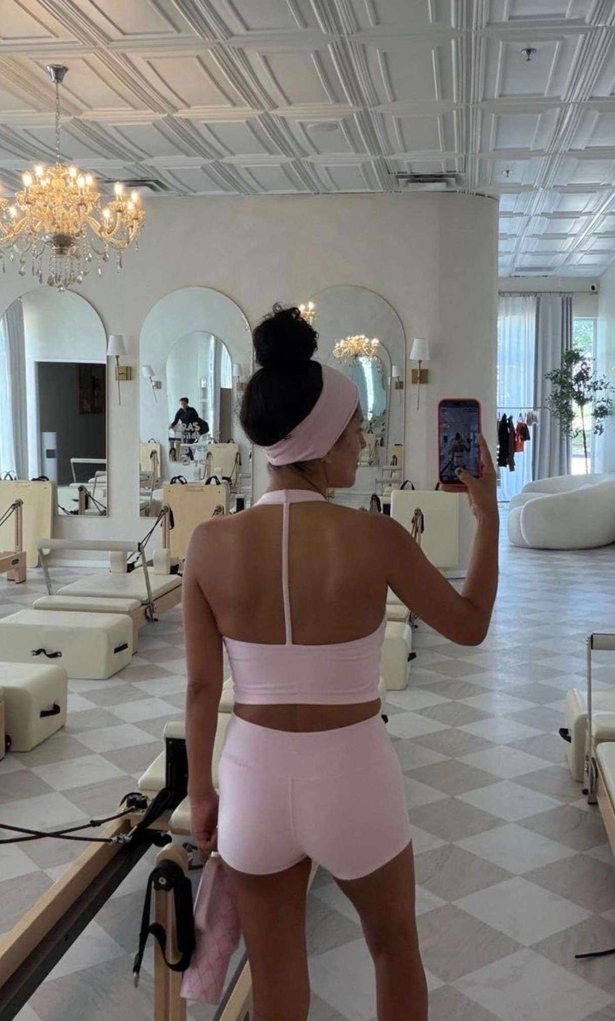 Pilates days are always better in a matching set. 🎀 Soft pink, supportive, and so flattering—it’s the kind of activewear that keeps me feeling confident through every workout.

#pilatesstyle #activewear #workoutset #pinkactivewear #pilatesgirl #fitnessfashion #gymstyle #athleisure #matchingset #wellnessjourney #fitnessessentials #movementismedicine #fitstyle #everydayactive #ltkfitness

#LTKdayinmylife #LTKfitnessgoals #LTKootd