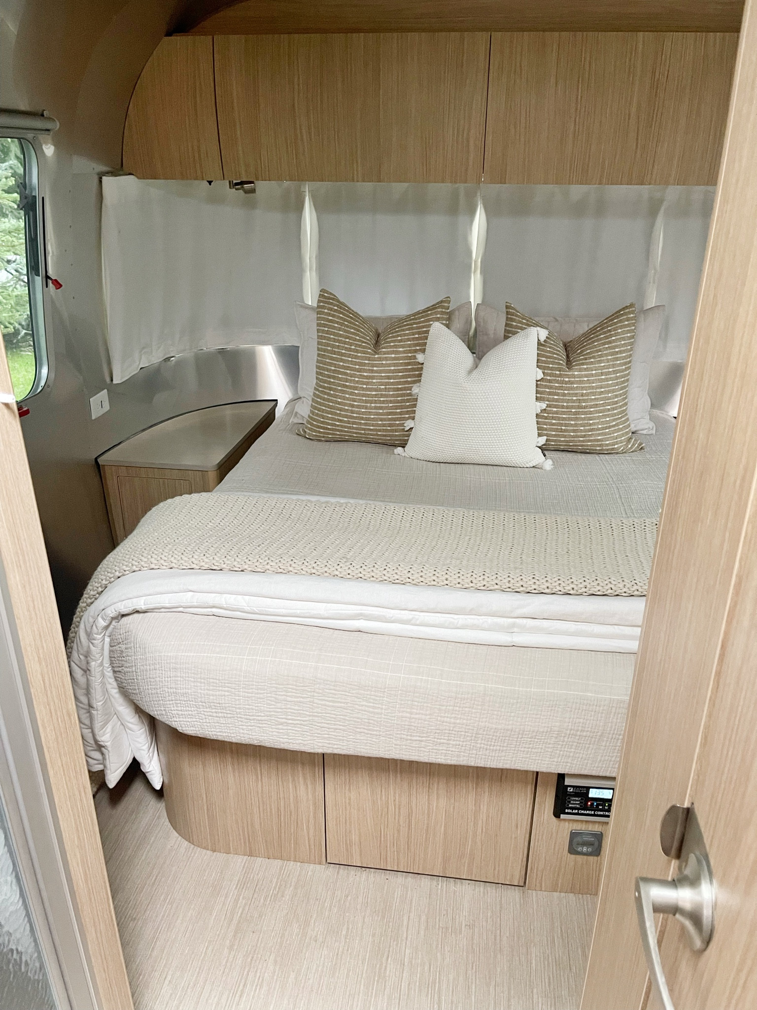 BED \ affordable bedding from Target and Walmart!

Home decor
Bedding
Bedroom
RV

#LTKunder50 #LTKhome #LTKunder100