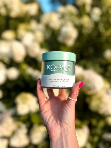 Kopari coconut melt is the best hydration for your skin as we enter fall!

Save 15% at Kopari with code:  JENNA15OFF
