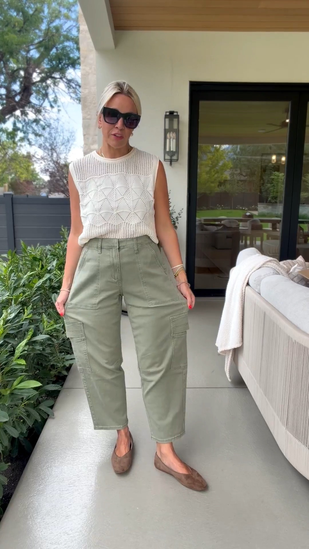 These barrel cargo pants are only $28!!

#LTKgrwm #LTKmomlife #LTKootd
