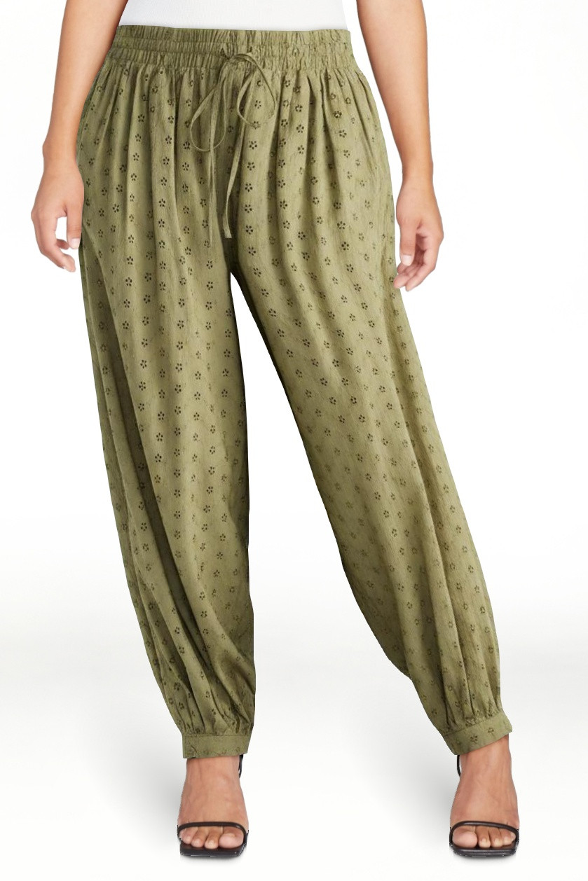 Scoop Women’s and Women's Plus Eyelet Harem Cotton Pants, Sizes XS-4X | Walmart (US)