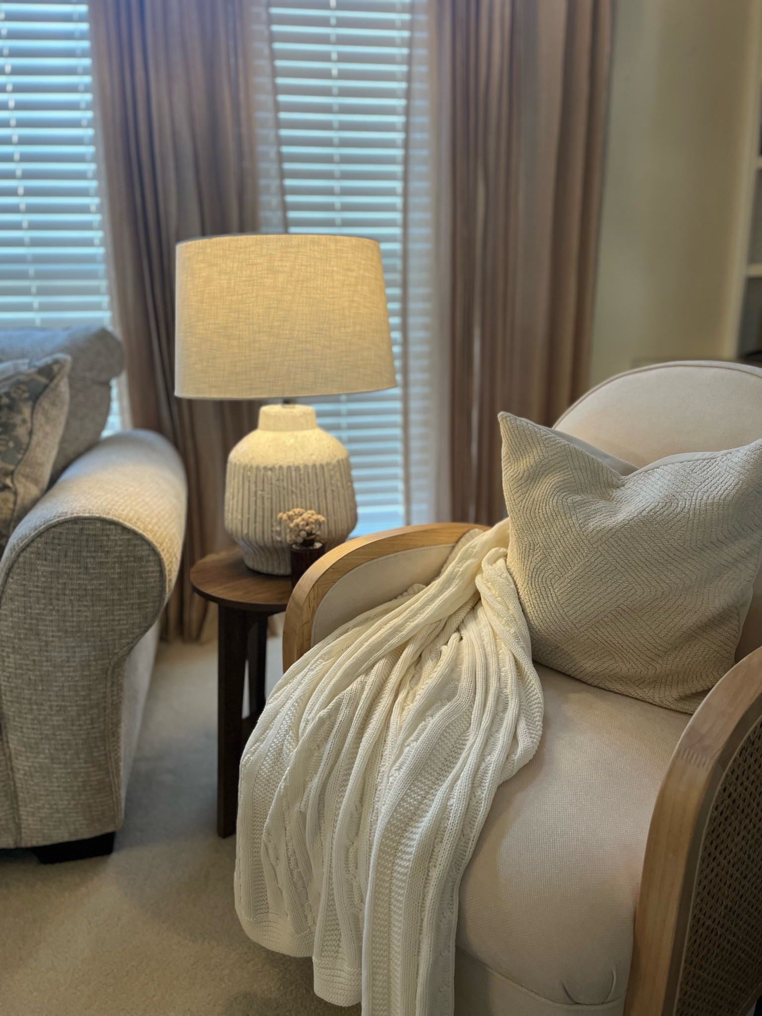 The perfect lamp! With a gorgeous. Ceramic base ✨😌

#LTKHome #LTKVideo #LTKStyleTip