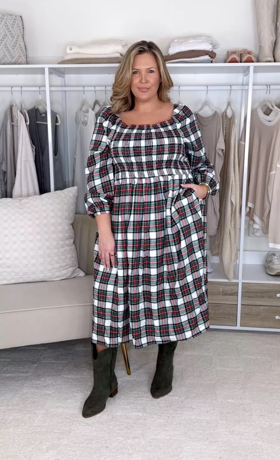 Dress is a 18/20!

Plus size fashion, winter outfit ideas, holiday outfits, midsize outfit ideas, what to wear winter outfits, mom style, comfy casual, realistic outfit ideas

#LTKHoliday #LTKMidsize #LTKPlusSize