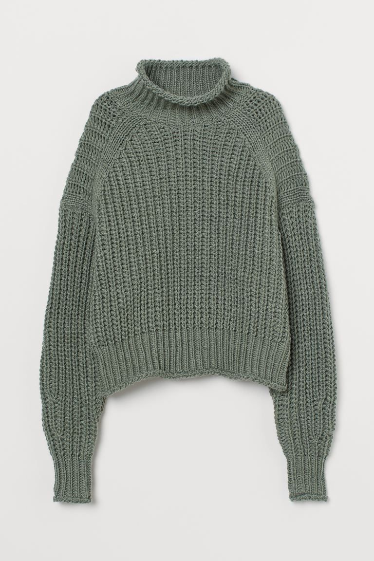 Slightly shorter, rib-knit turtleneck sweater with wool content. Dropped shoulders, long sleeves,... | H&M (US + CA)