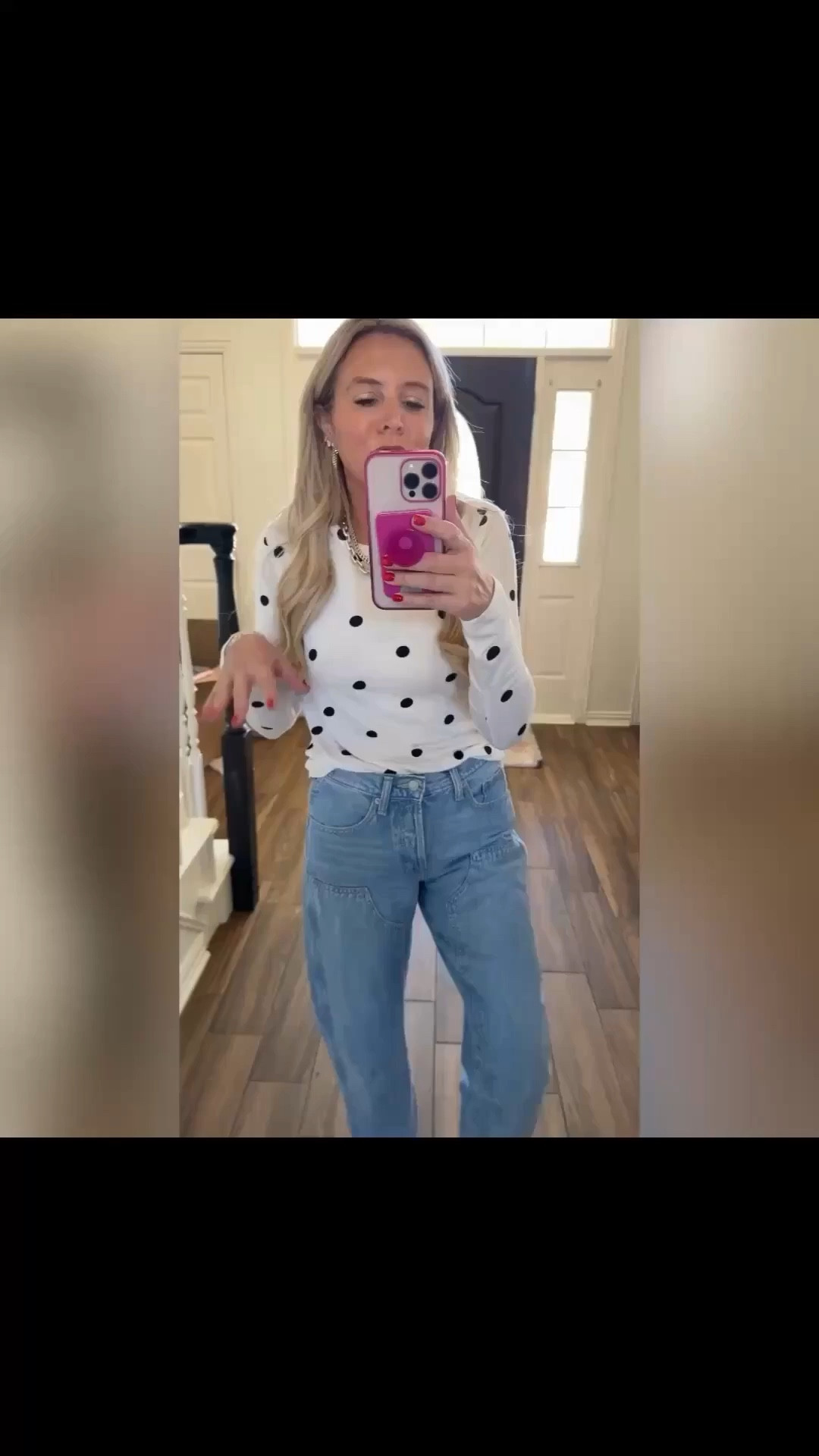 Loving this striped top with stars! Something you can easiest pair with red pants for the 4th of July this summer too! 



#LTKSeasonal #LTKdayinmylife #LTKootd