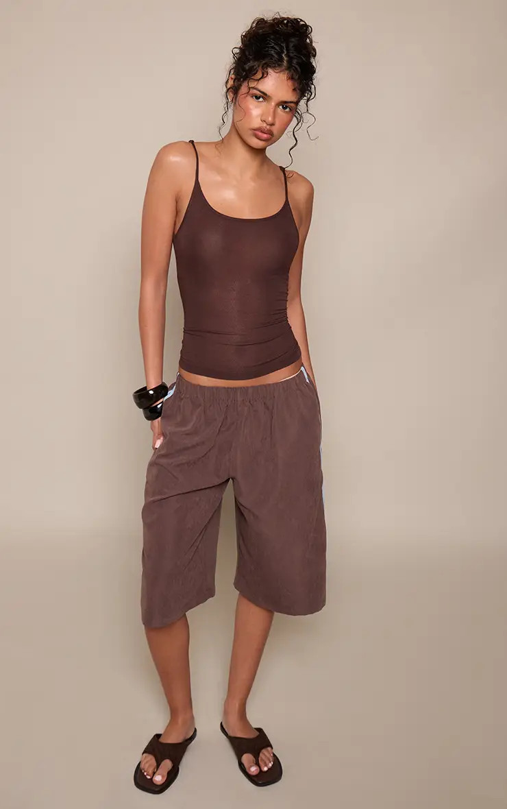 Chocolate PrettyLittleThing Satin Stripe Peach Skin Jorts | Boohoo | Boohoo.com (UK & IE)