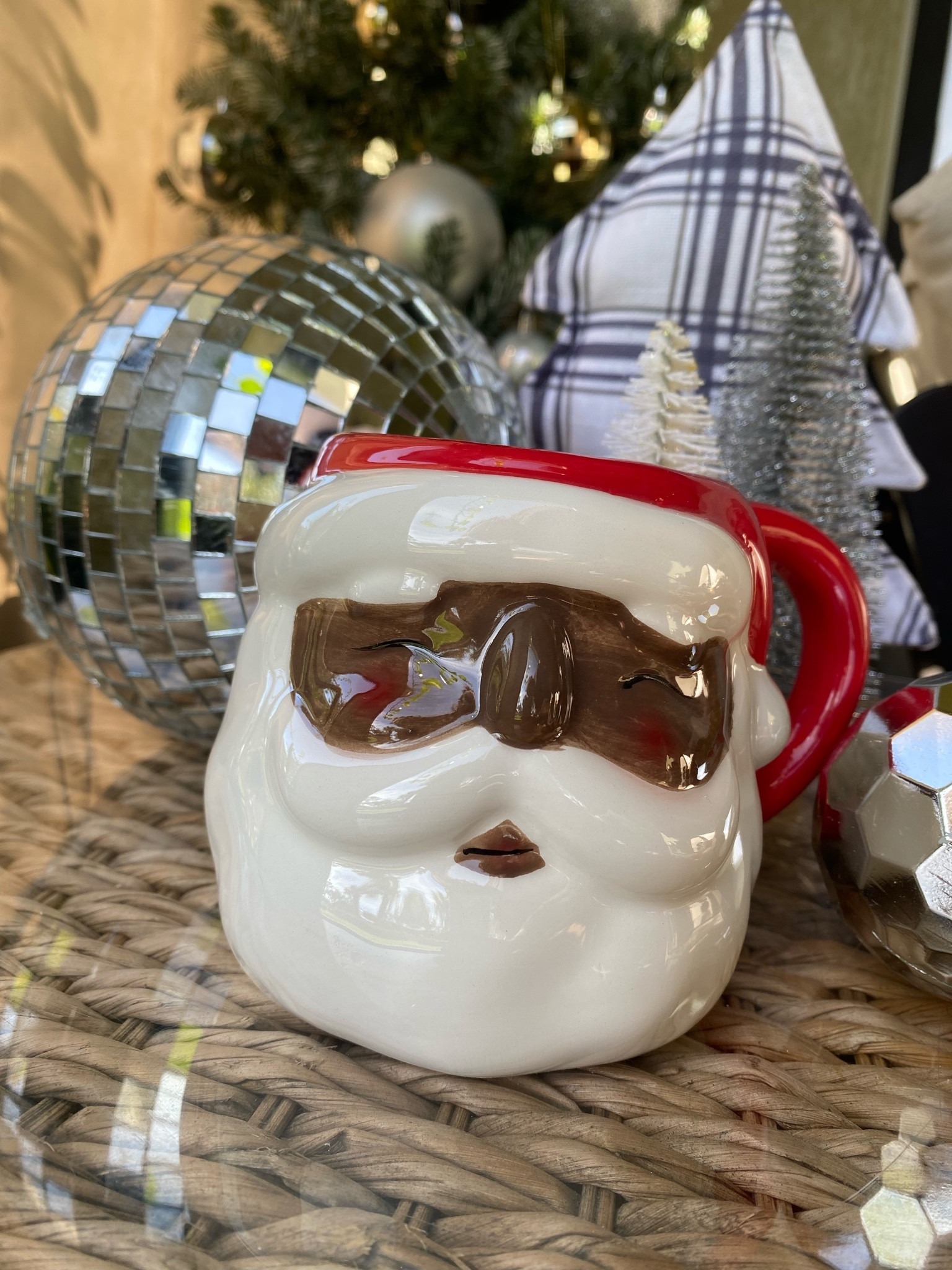 Loving this Christmas Santa mug for my hot chocolate! It’s also a great holiday gift and would make a cute addition to a coffee bar.

#christmasmug #blacksanta

#LTKSeasonal #LTKHoliday #LTKhome