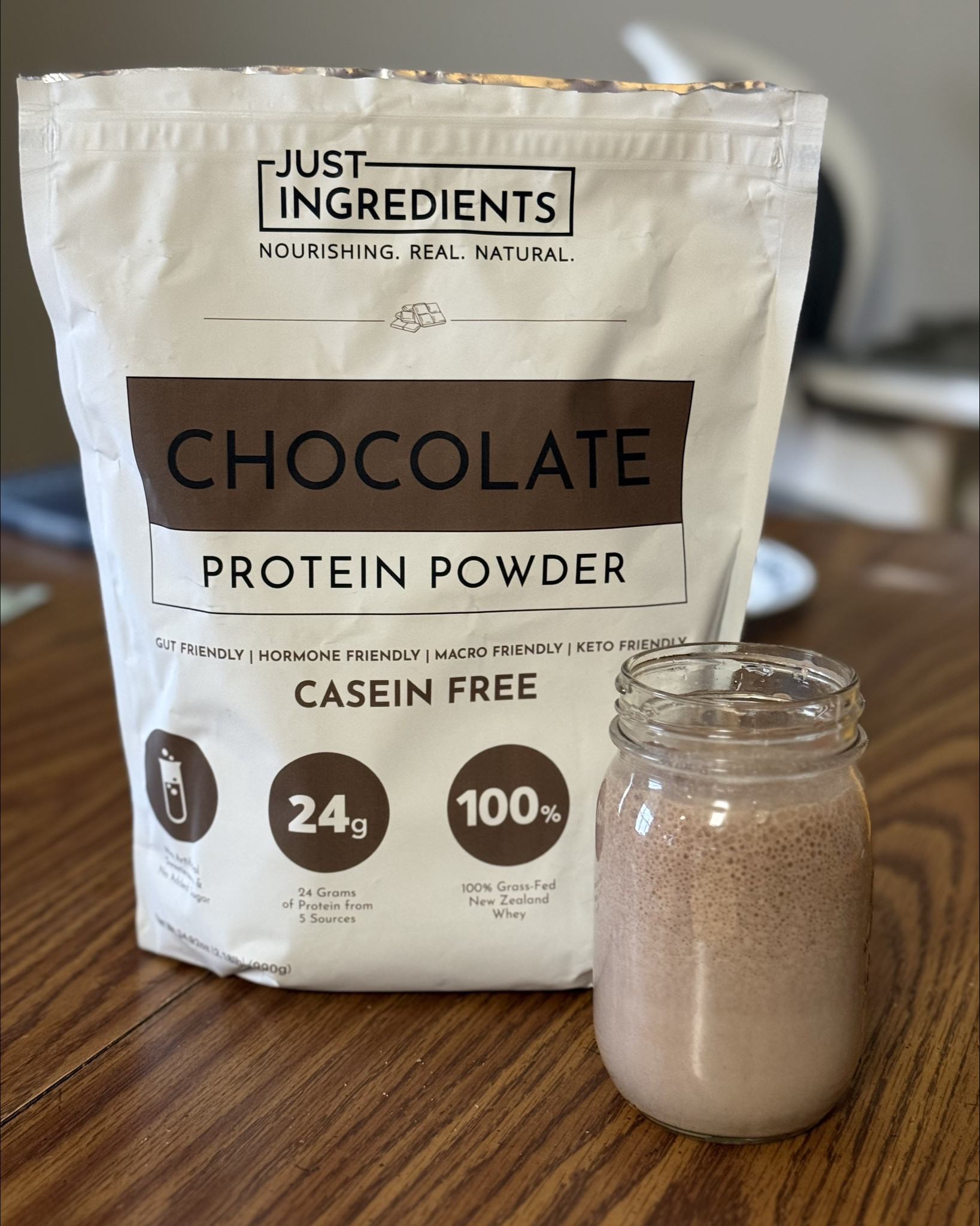 Current favorites as a crunchyish mom of 3

Just ingredients protein powder and bars
Stainless steel baking pans
Aerie pocket tee size medium 
AE aerie luxe mock neck sweater size medium
Relyte 
Thorne creatine 

#LTKootd