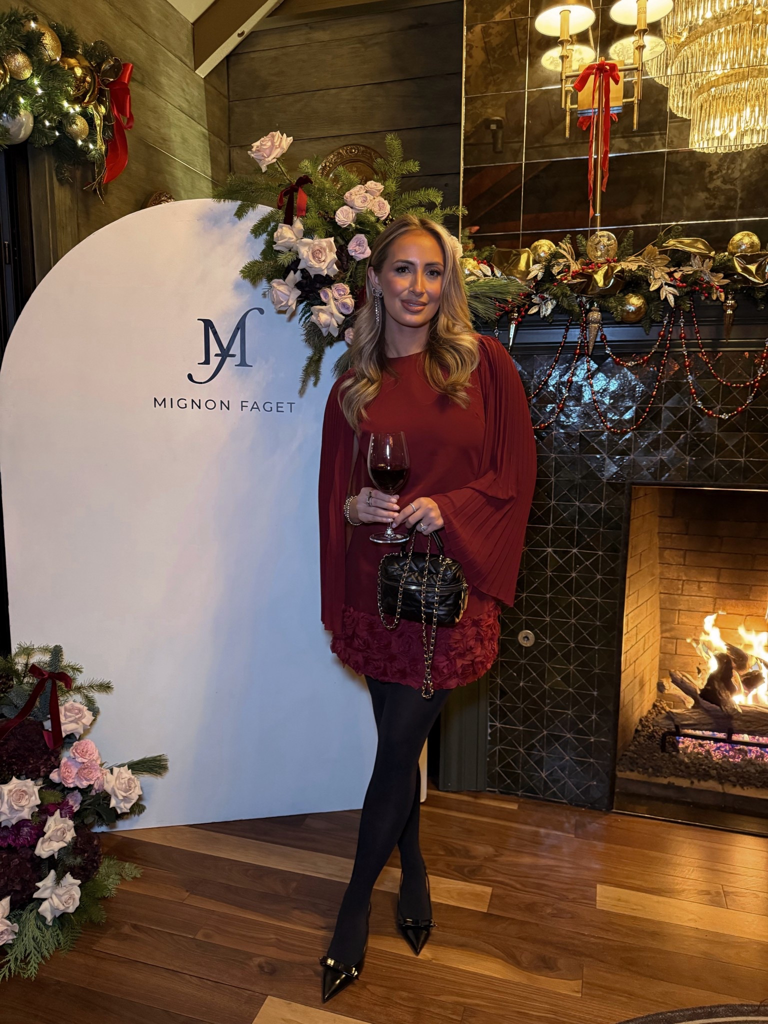 the perfect Christmas red dress ❤️ wearing a size S but could’ve done an XS! 

#LTKHoliday