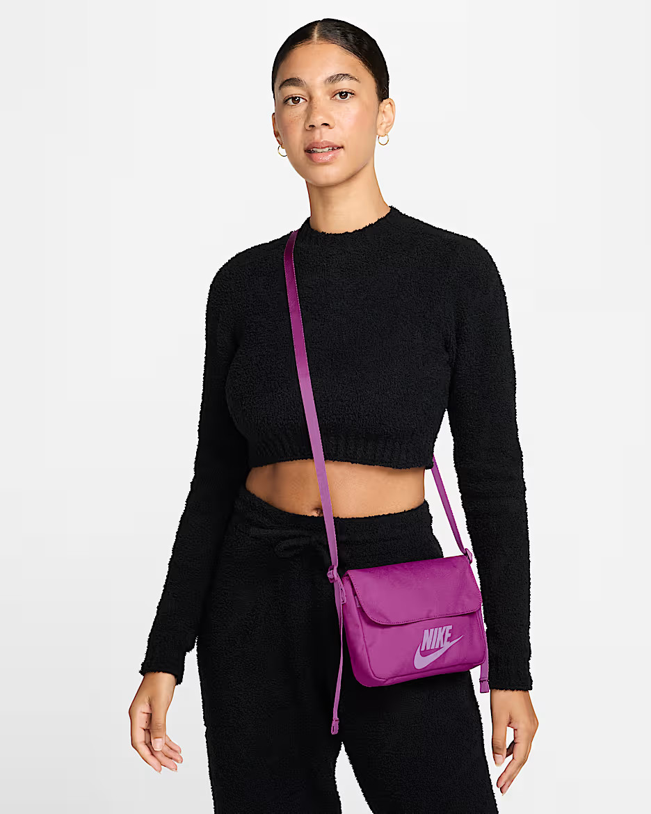 Sustainable MaterialsNike SportswearWomen's Futura 365 Crossbody Bag (3L) | Nike (US)
