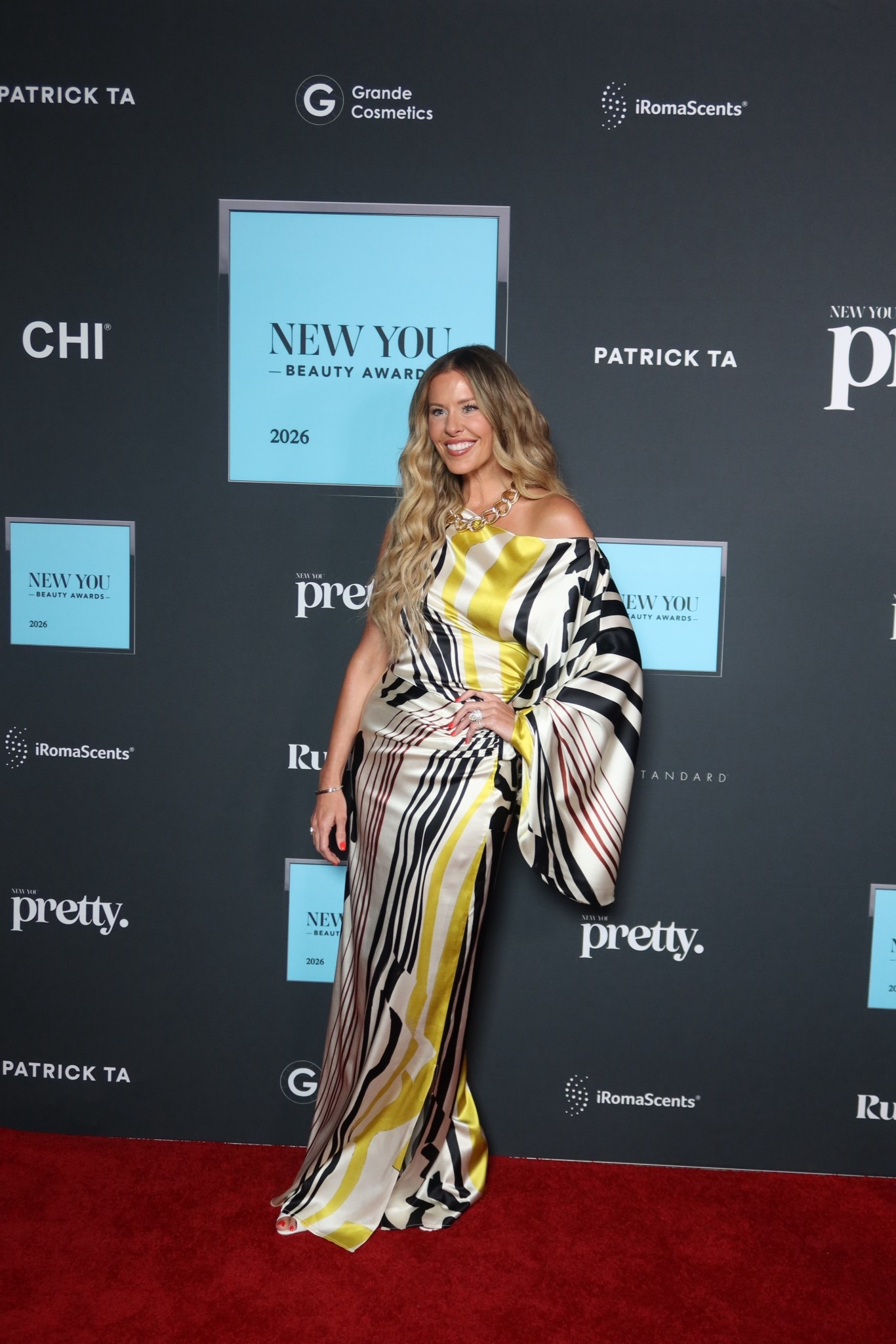 What I wore to the New Beauty Awards red carpet in Miami ✨ Such an amazing event! Linking my full look here

#LTKdayinmylife #LTKTravel #LTKootd