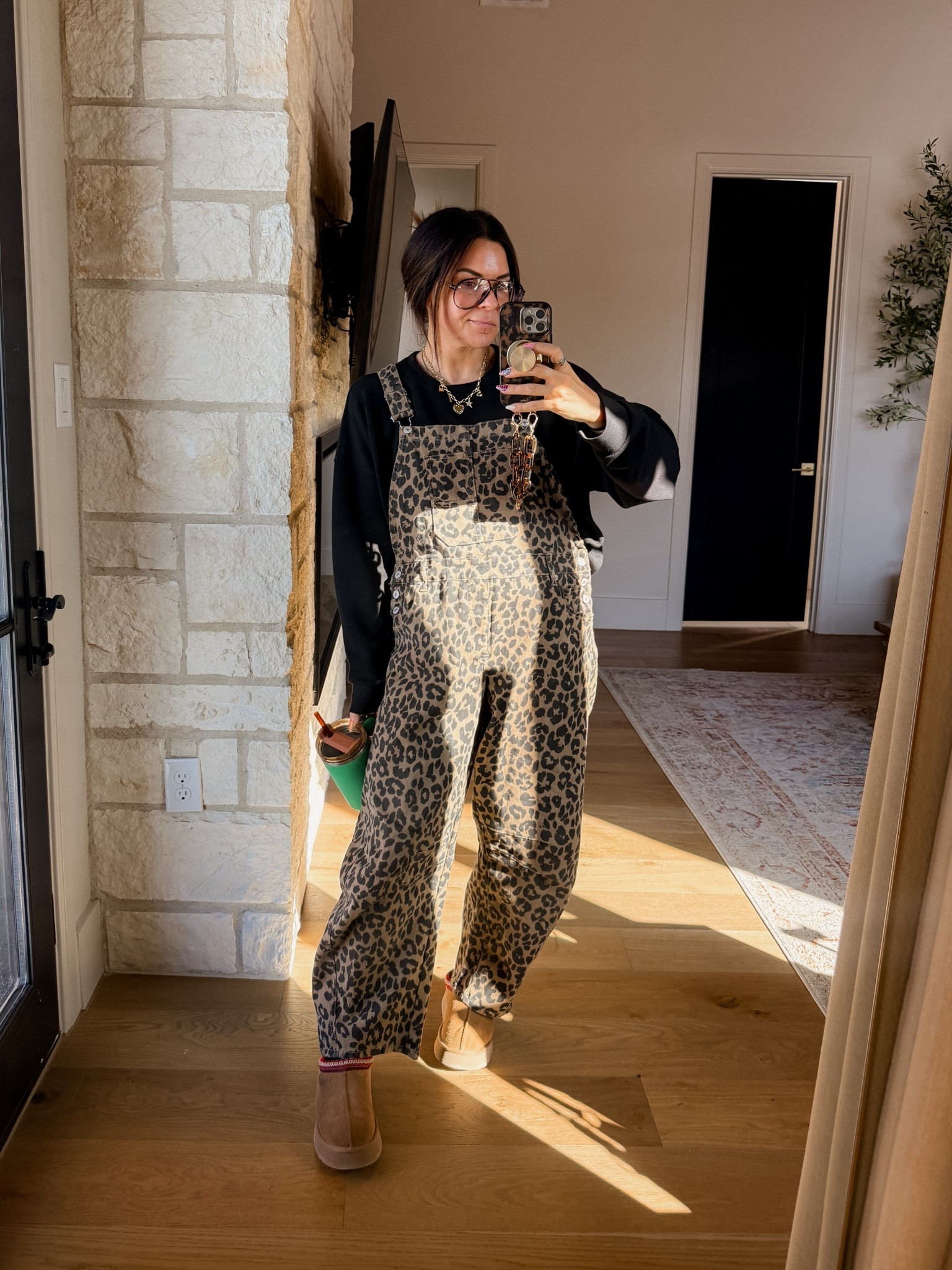 Causal mom fit with flare!
Leopard overalls: XL
Sweatshirt: XL


#LTKdayinmylife #LTKMidsize #LTKootd