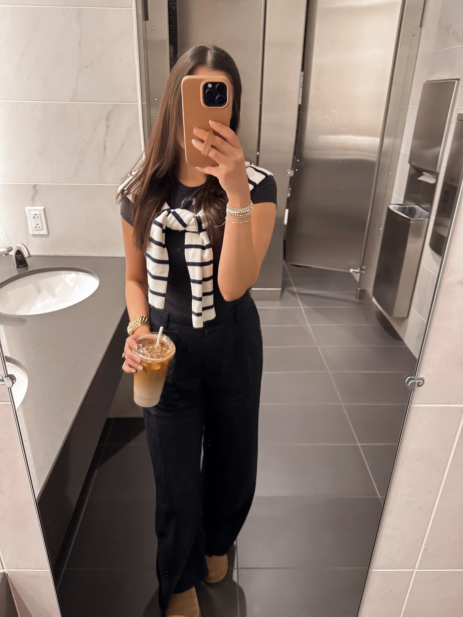 Happy Monday!! Let’s crush our goals this week! 🖤✨


Work outfit, petite work outfit, petite trousers, petite work pants, petite, officewear, striped sweater, fitted tee, tuckable tee, skims dupe, Abercrombie finds, smart casual, business casual, sambas outfit, Ugg outfit, sweater tied around shoulders outfit, spring transition look

#LTKFindsUnder50 #LTKWorkwear #LTKShoeCrush