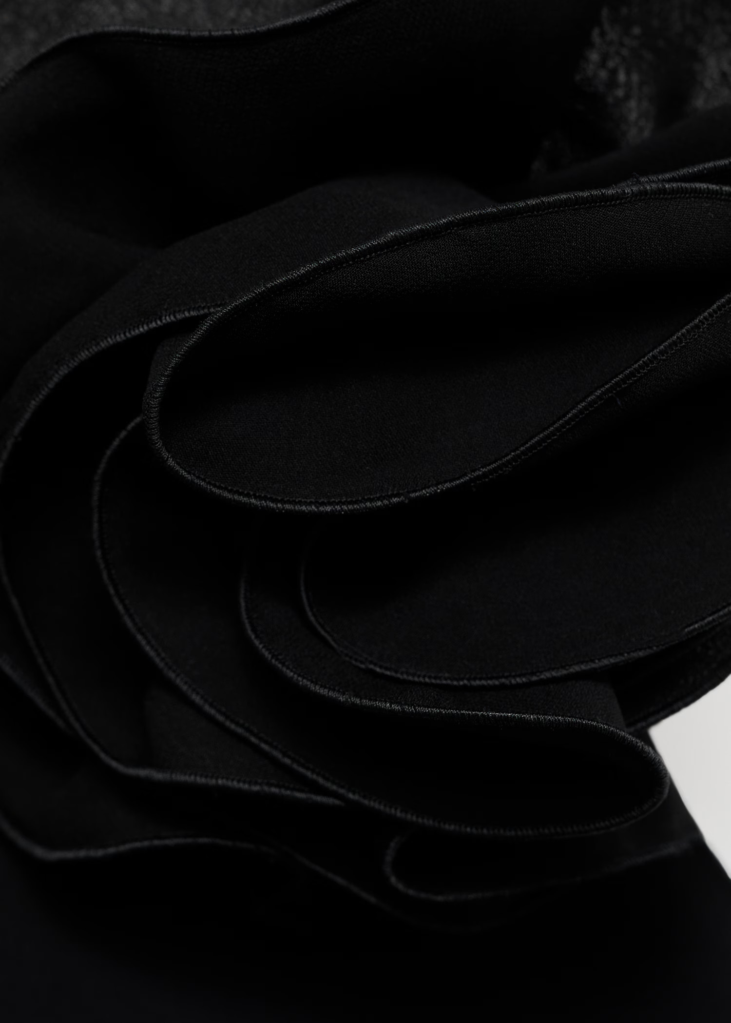 Draped halter-neck dress with flower motif - Women | MANGO United Kingdom | MANGO (UK)
