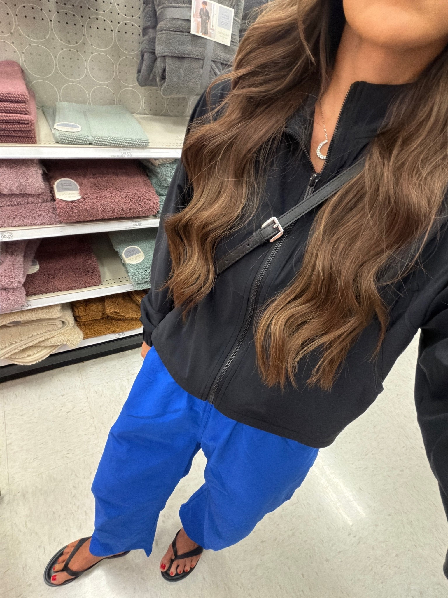 Tops in a small
Pants in a xs 
@Aerie 

Outfit, track pants, casual outfit, mom outfit, barrel pants,

#LTKootd #LTKgrwm #LTKPetite