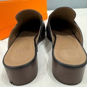 HERMES EUC Women Black Leather Carlotta Clog size EU 41 Kelly Silver Buckle | Poshmark