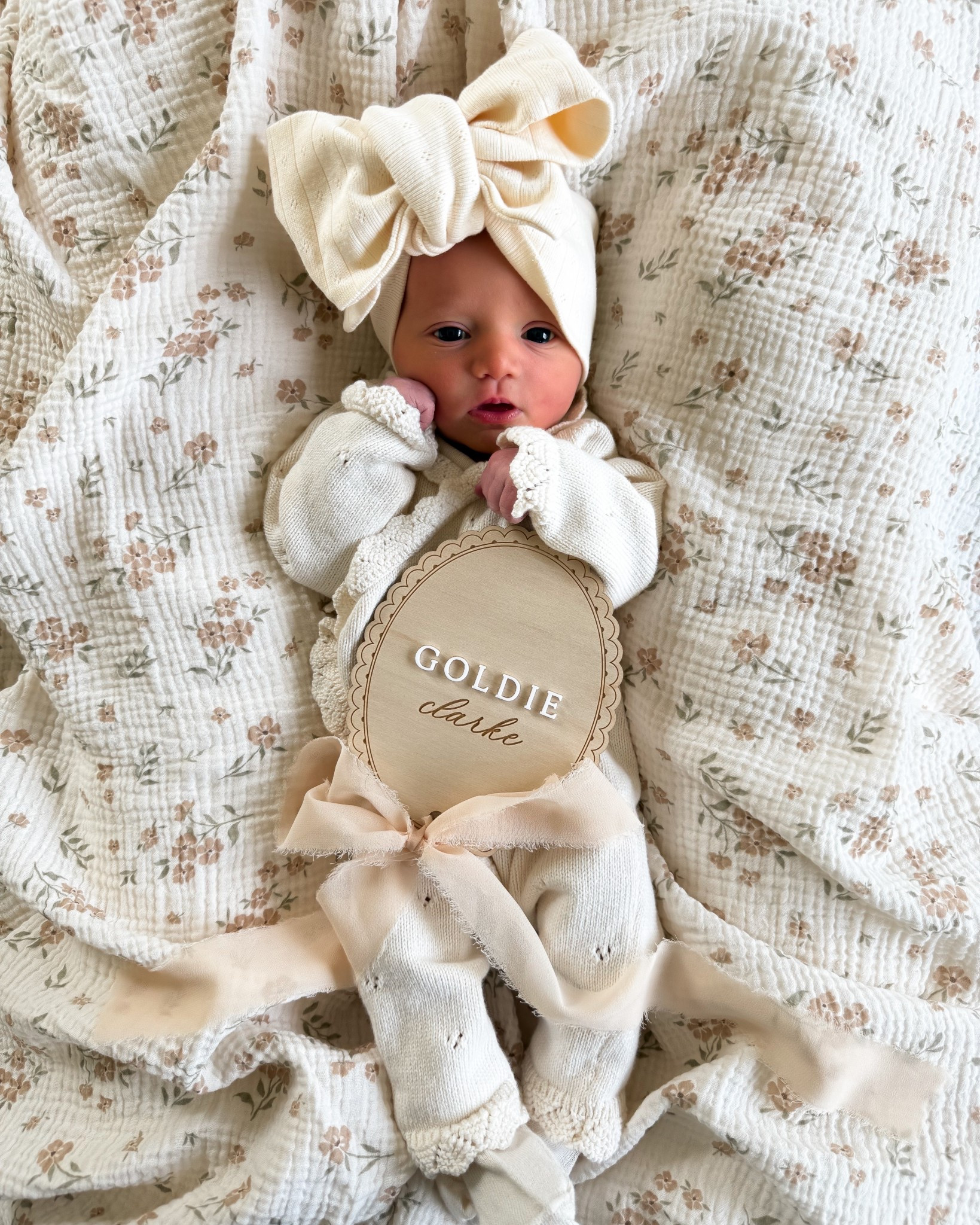 Newborn picture, baby announcement, name sign 

#LTKKids #LTKHome #LTKBaby