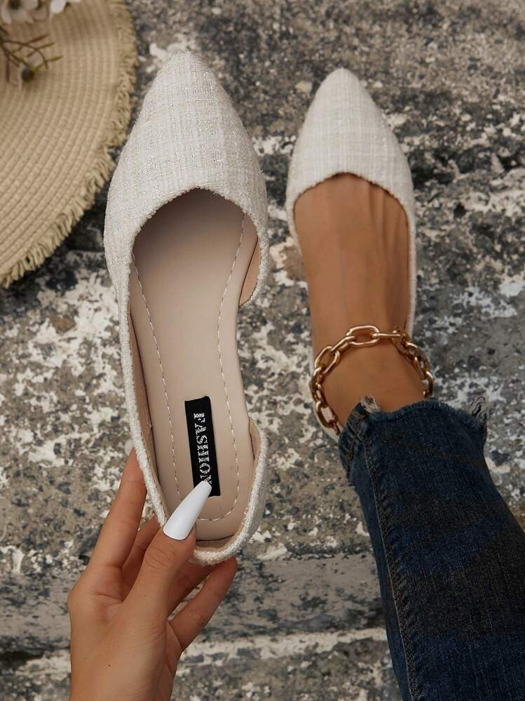 2025 Autumn Fashionable Women's Flat Hollow-Out Shoes, Comfortable And Slip-Resistant | SHEIN