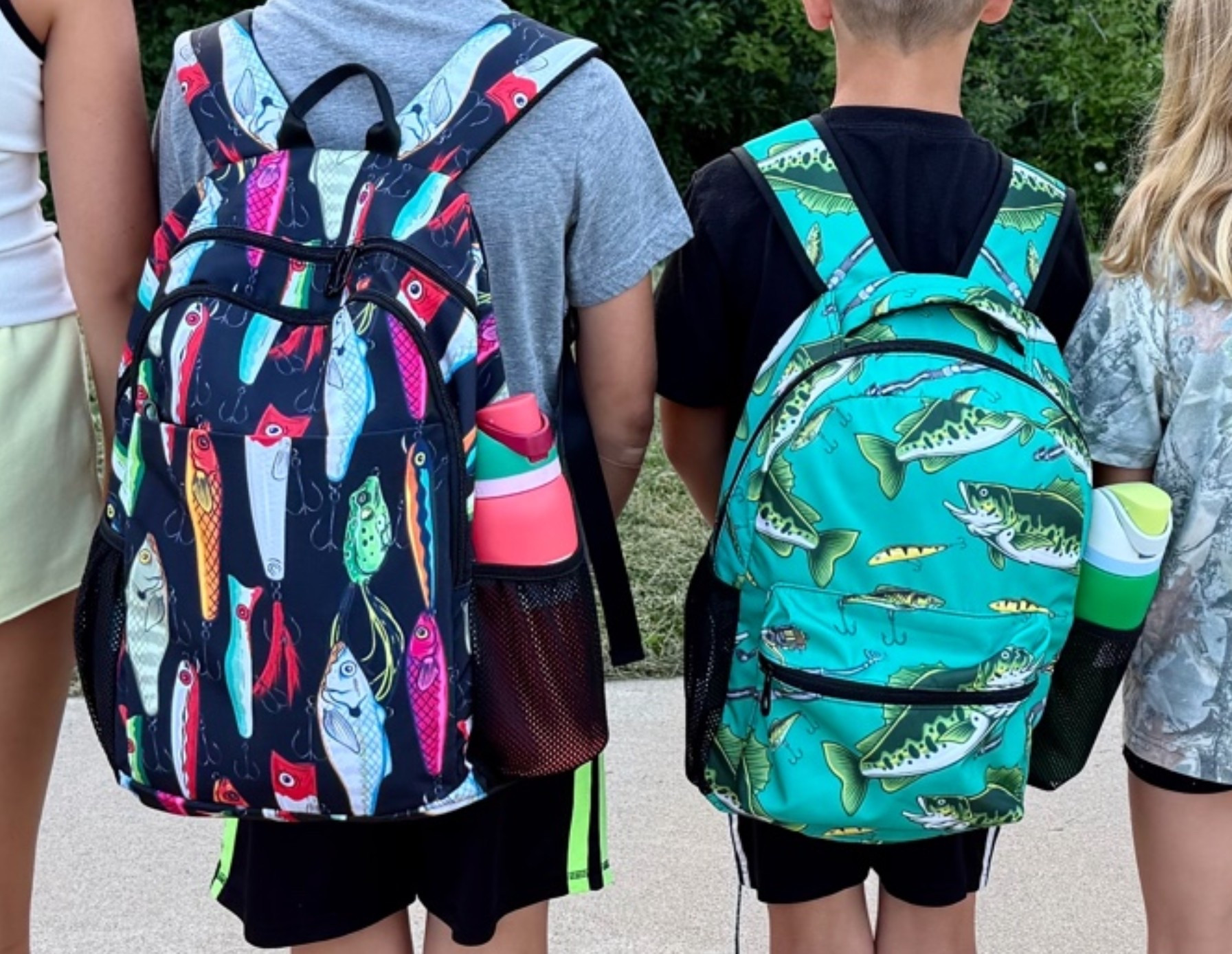 Fish backpacks. Duh 🐟🐠🎣