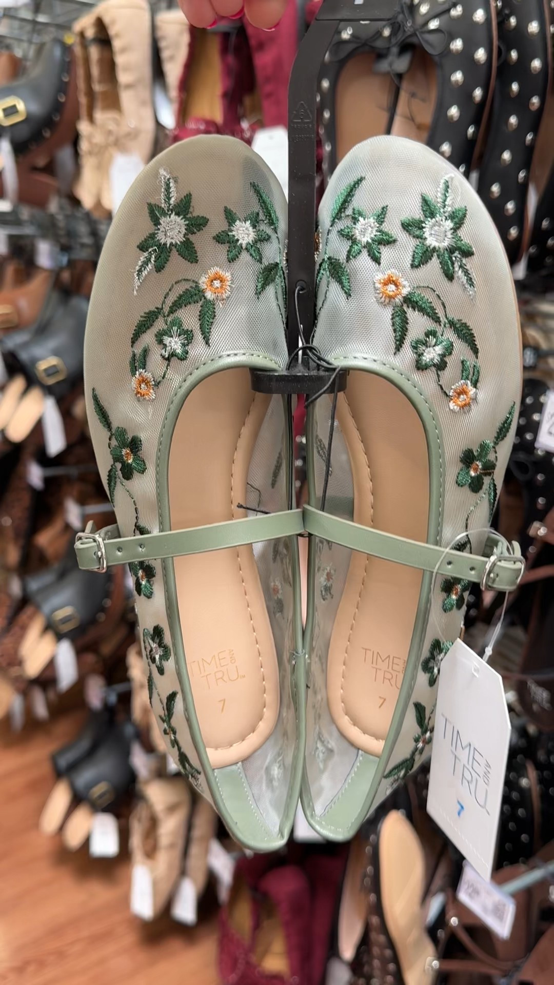 These green floral ballet flats are absolutely perfect for your summer outfits! 

Cowgirl style, cowgirl finds, western wear, western finds, rodeo style, country music concert, western ootd, Walmart finds, Walmart shoes 

#LTKShoeCrush #LTKSeasonal #LTKFindsUnder50