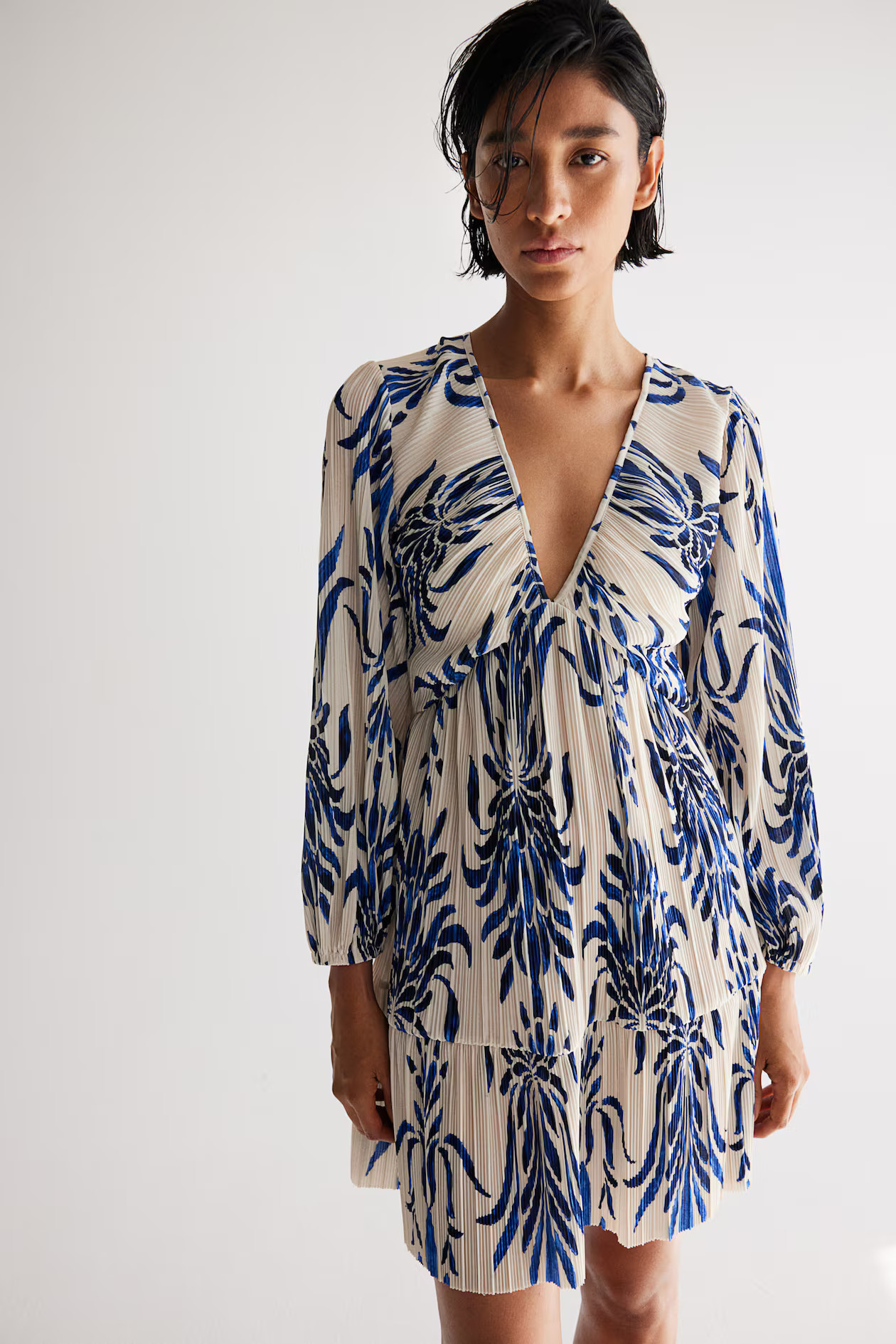 Plissé dress | H&M (UK, MY, IN, SG, PH, TW, HK)
