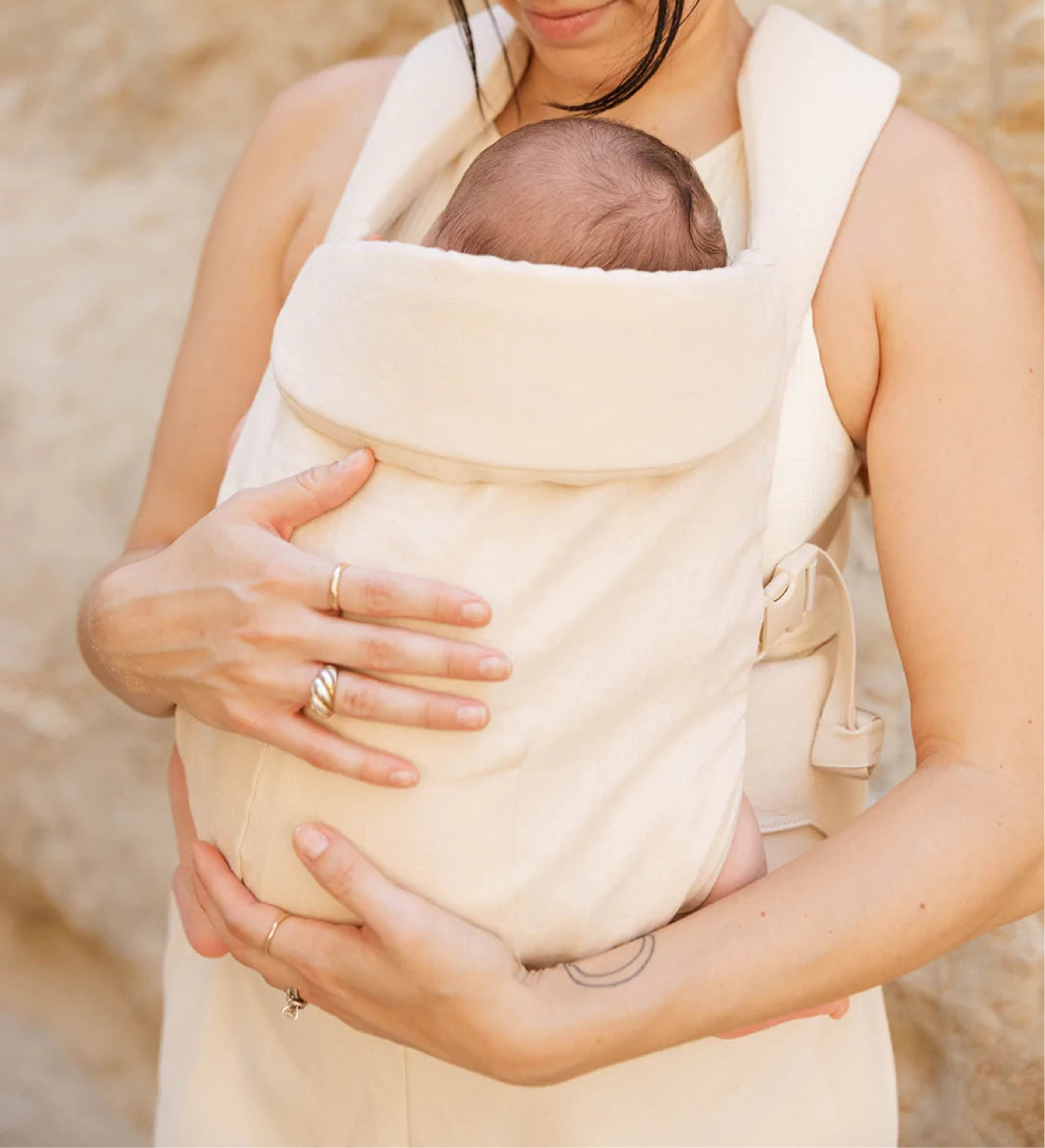 Wildbird baby carrier 👶🏼🐣 #babyproducts #babycarrier #babyregistry #newborn #babygift #babysling #artippope #wildbird #sollybaby #babyitems

#LTKbaby #LTKFind #LTKbump