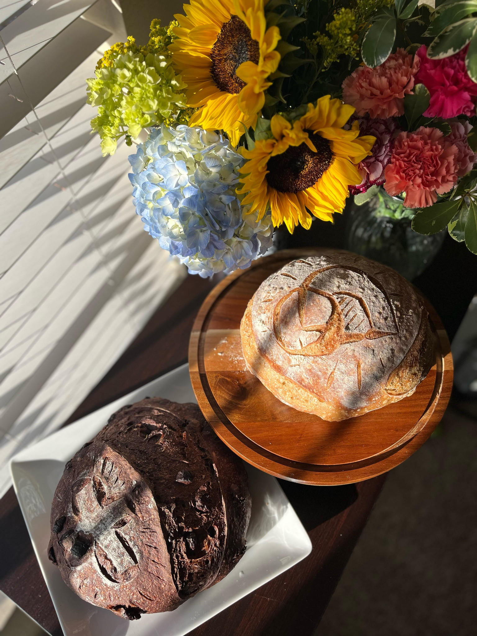 throwback to some of my favorite sourdough i did this year. check out my tiktok @thatgenzwife for a full “sourdough wrapped” to see the things i baked!



#LTKHome #LTKSeasonal #LTKGiftGuide