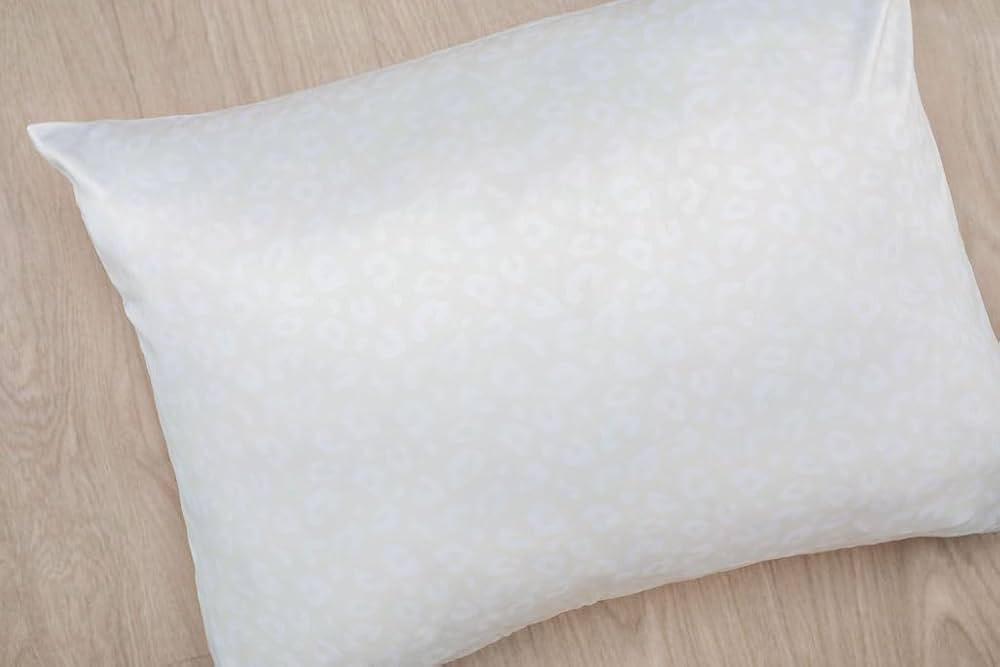 Ivory Satin Pillowcase - Anti-Aging, Cooling Design, Smooth Satin Surface for Hair and Skin Prote... | Amazon (US)