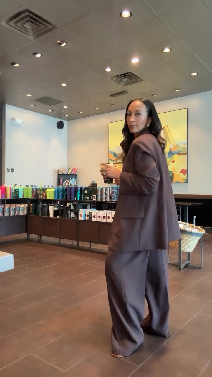 Me and brown are about to be besties 🤎 Monochrome never misses, especially with a little coffee stop.

brown outfit, monochrome style, fall fashion, chic style, outfit inspo, neutral tones, oversized suit, effortless chic, ootd, style inspiration