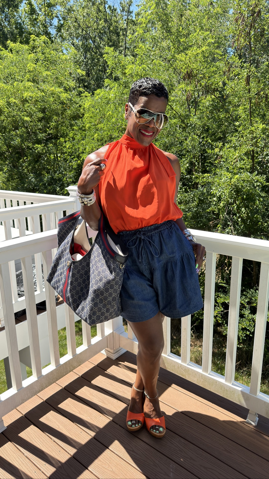 🏆 My NY Knicks are champions, and I’m dressed accordingly. 💙🧡

A little orange, a little navy, and a whole lot of winning energy. 😉✨🧡💙

Shop this look on my LTK.

#LTKootd #LTKOver40 #LTKPetite