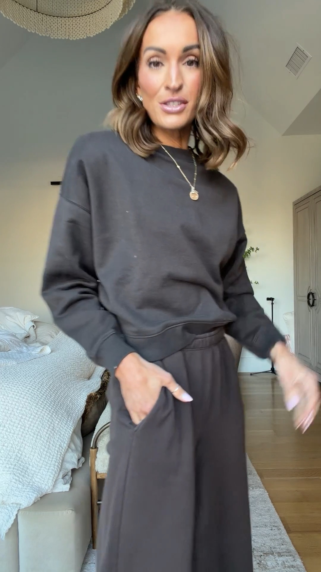 such a comfy but still chic matching set! 🤎

#LTKootd