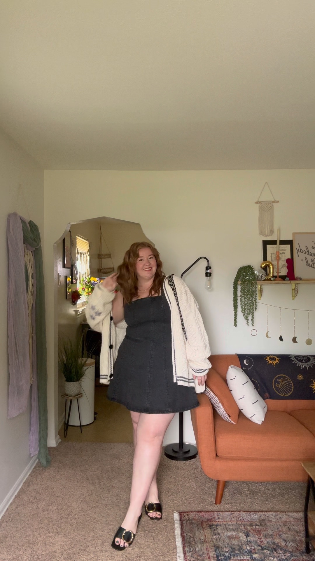 Birthday dinner fit💛

Cardigan is Taylor Swifts Folklore cardigan!! Purse is TJ Maxx and I’m wearing an XL regular in the dress!!

#LTKMidsize #LTKFindsUnder100 #LTKPlusSize