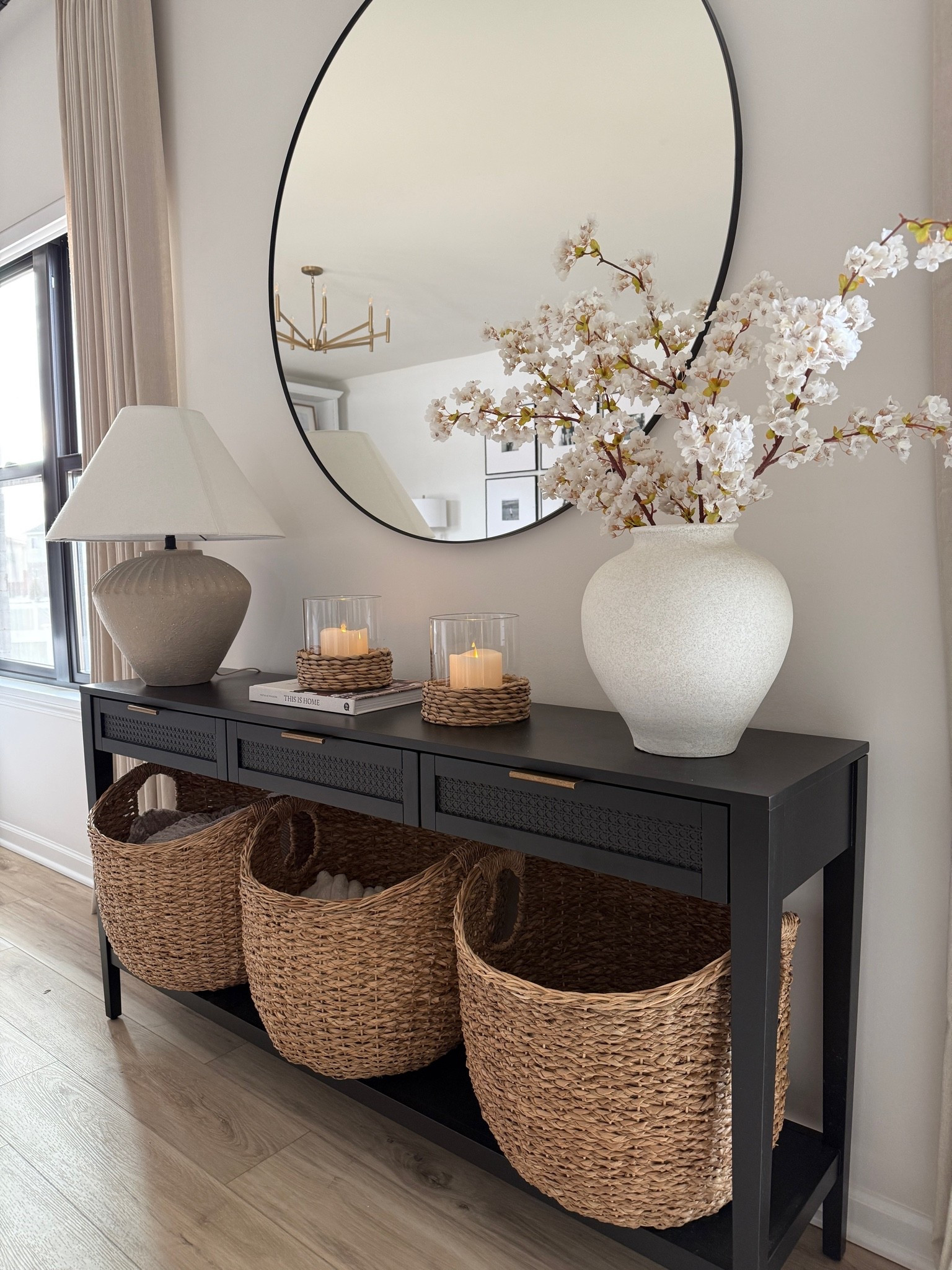 Console table decor 😍

#LTKHome