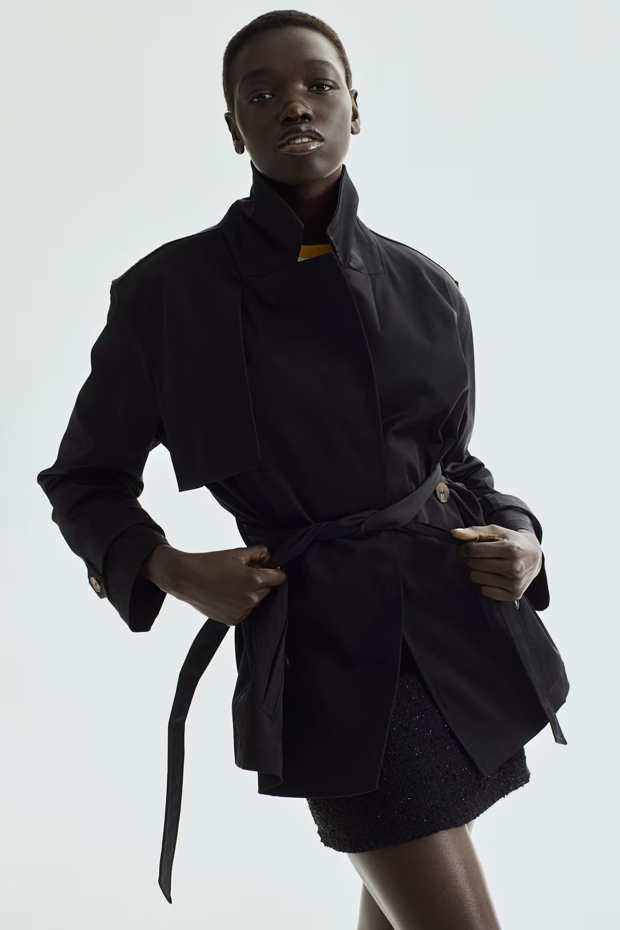 Short twill trench coat | H&M (UK, MY, IN, SG, PH, TW, HK)