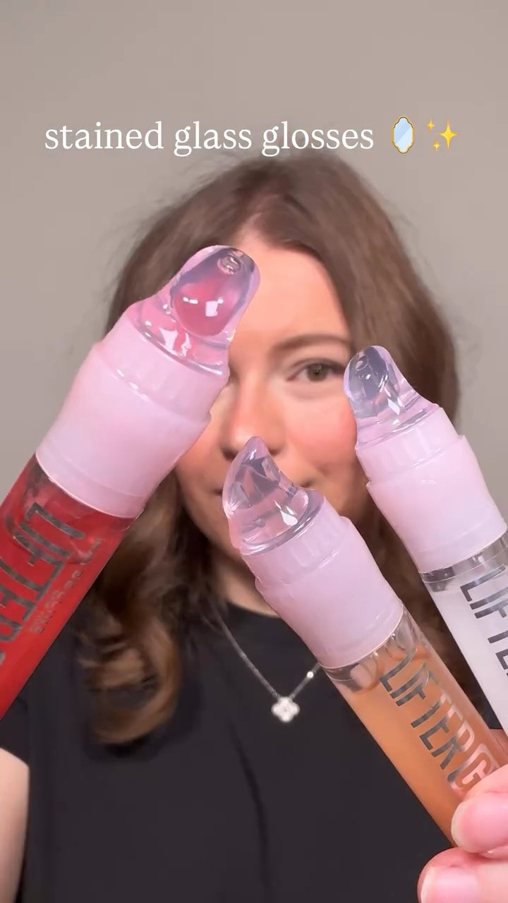 the GLOSSIEST glosses ever ✨👀

@maybelline lifter gel lip glosses
💖 sugar spritz - hot pink
🧡 passion juice - sheer coral
🤍 mintini - crystal clear

Which one are you picking first? 🤔💭

🏷️ maybelline lifter gel gloss, stained glass glosses, hot pink lip gloss, sheer coral lips, crystal clear gloss.

#maybelline #makeup #glossylips #summermakeup #softglam (ad on another social media platform)