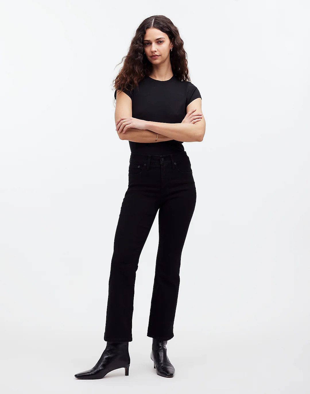 Petite Kick Out Crop Jeans in Black Rinse Wash | Madewell
