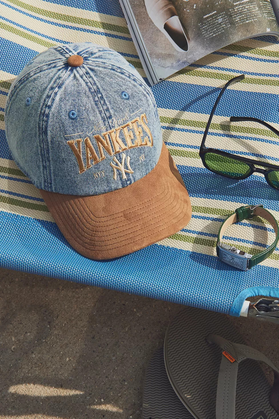 Mitchell & Ness MLB New York Yankees Denim & Faux Suede Dad Hat | Urban Outfitters (US and RoW)